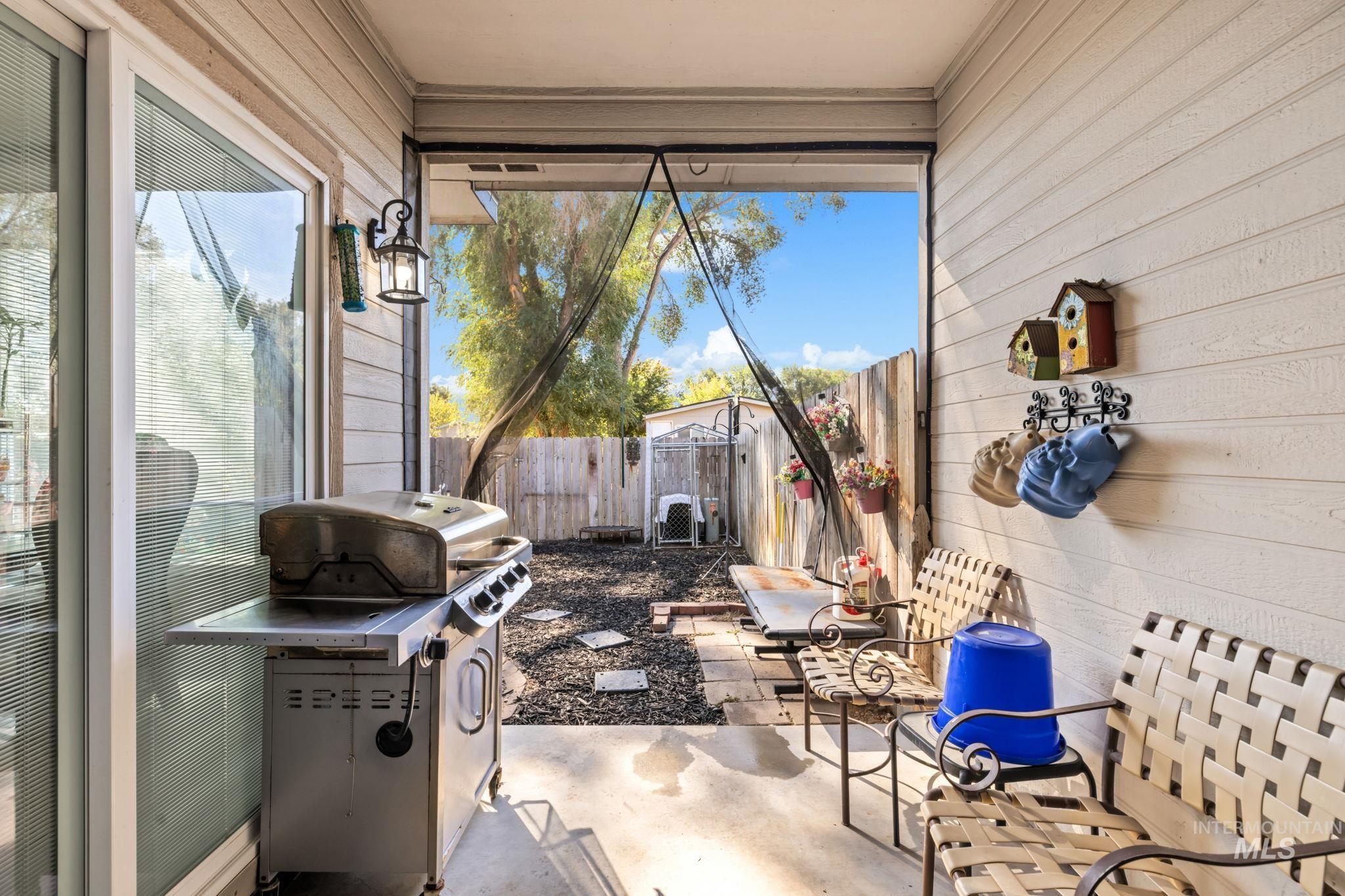 1809 W Eaglecrest Dr, Nampa, Idaho 83651, 3 Bedrooms, 2.5 Bathrooms, Residential For Sale, Price $295,000,MLS 99003106