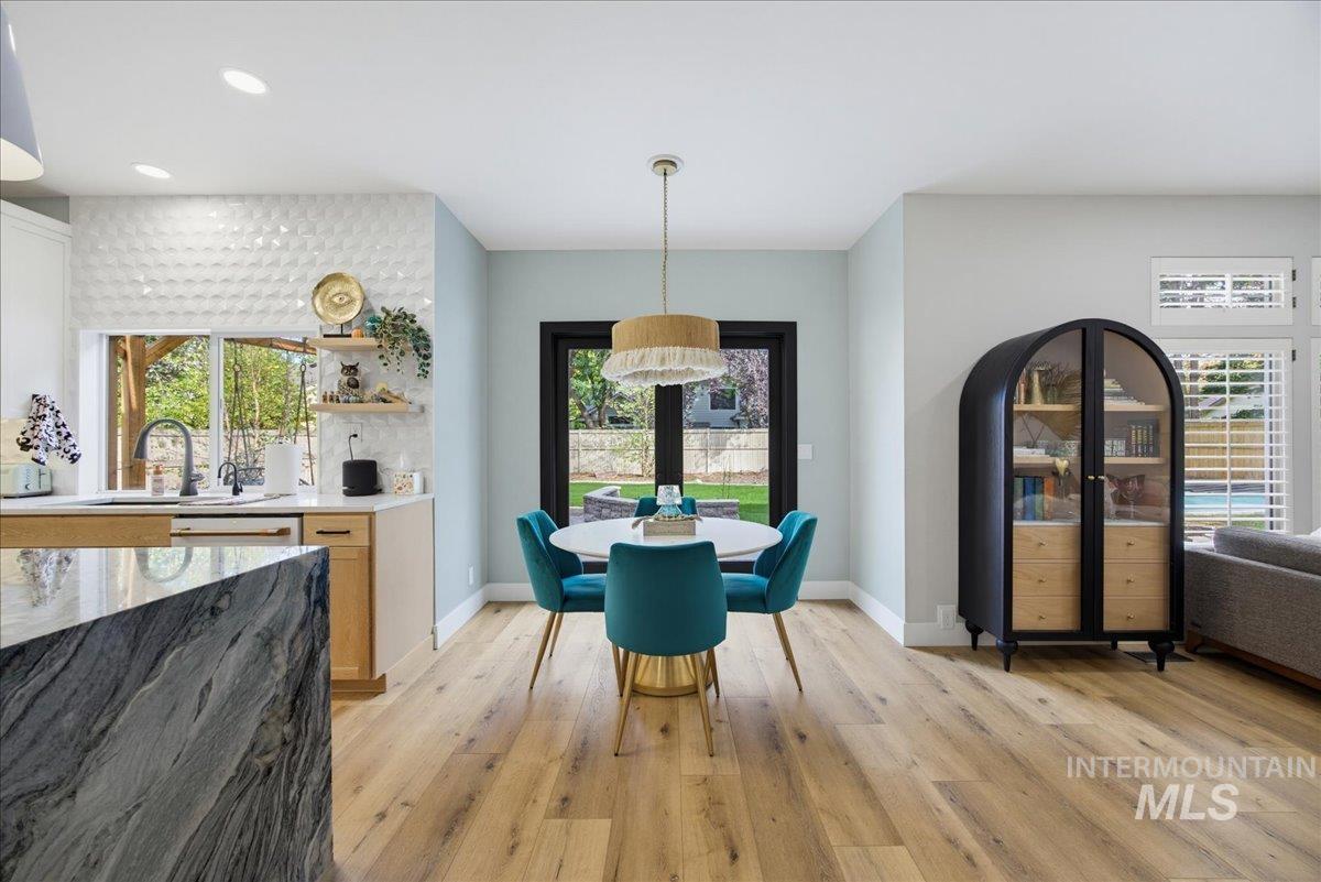 13286 W Woodspring Ct, Boise, Idaho 83713, 4 Bedrooms, 2.5 Bathrooms, Residential For Sale, Price $799,900,MLS 99003113