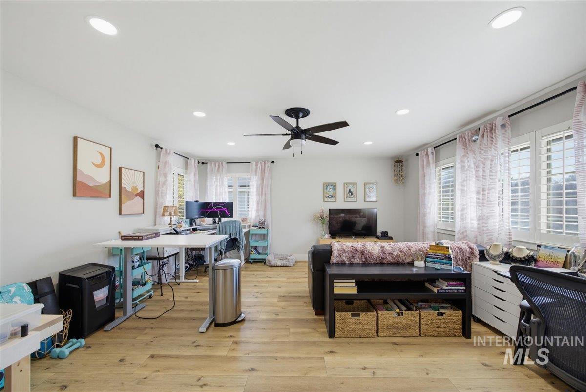 13286 W Woodspring Ct, Boise, Idaho 83713, 4 Bedrooms, 2.5 Bathrooms, Residential For Sale, Price $799,900,MLS 99003113