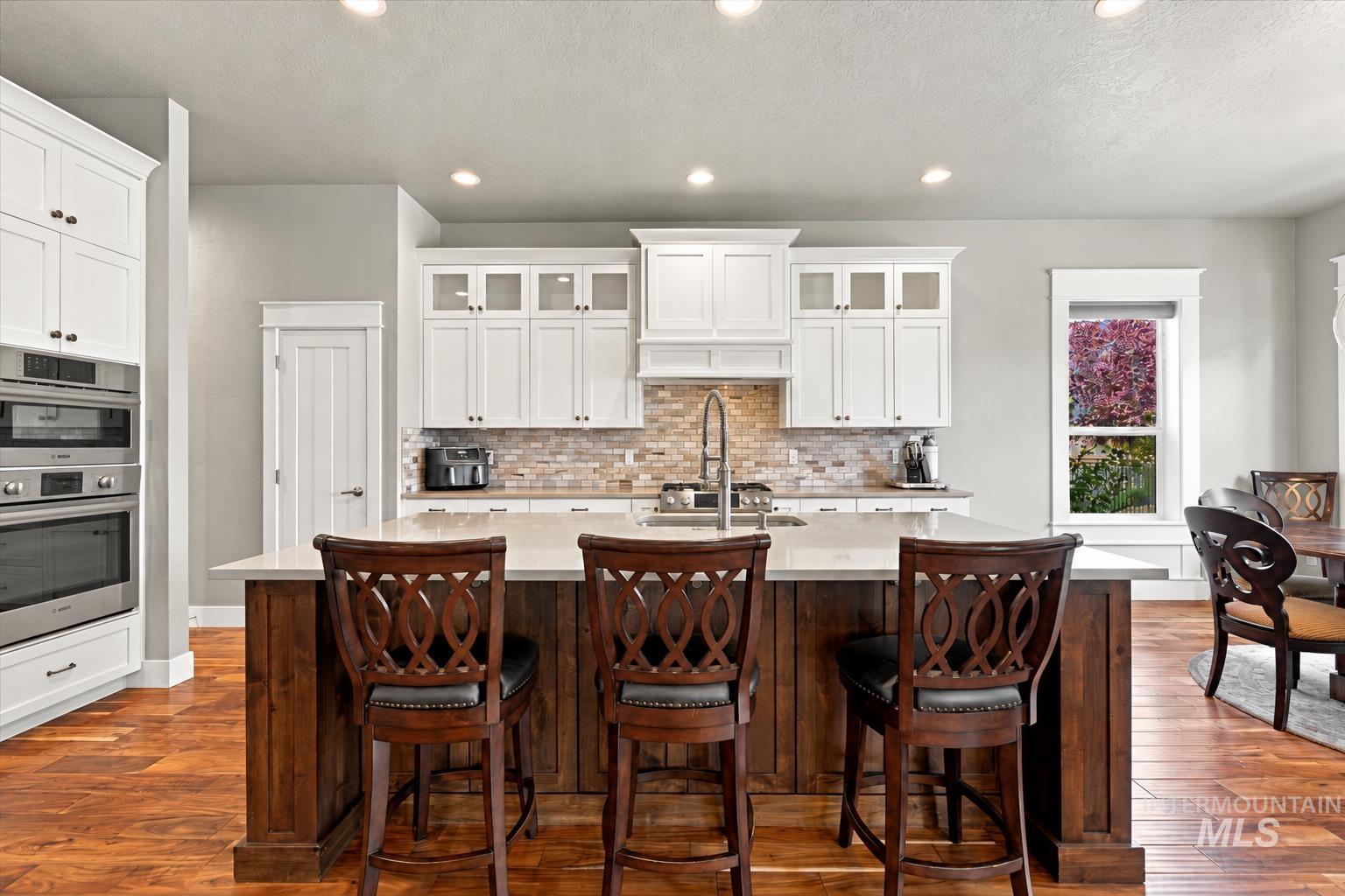 1360 N Bowknot Lake Way, Star, Idaho 83669, 4 Bedrooms, 3 Bathrooms, Residential For Sale, Price $889,000,MLS 99003117