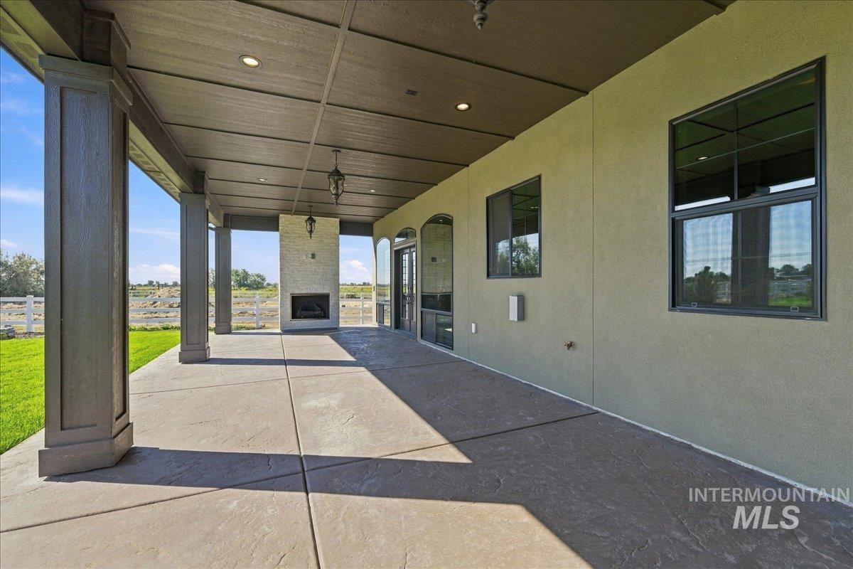 5909 E Greenhill Street, Nampa, Idaho 83687, 4 Bedrooms, 3.5 Bathrooms, Residential For Sale, Price $2,150,000,MLS 99003118