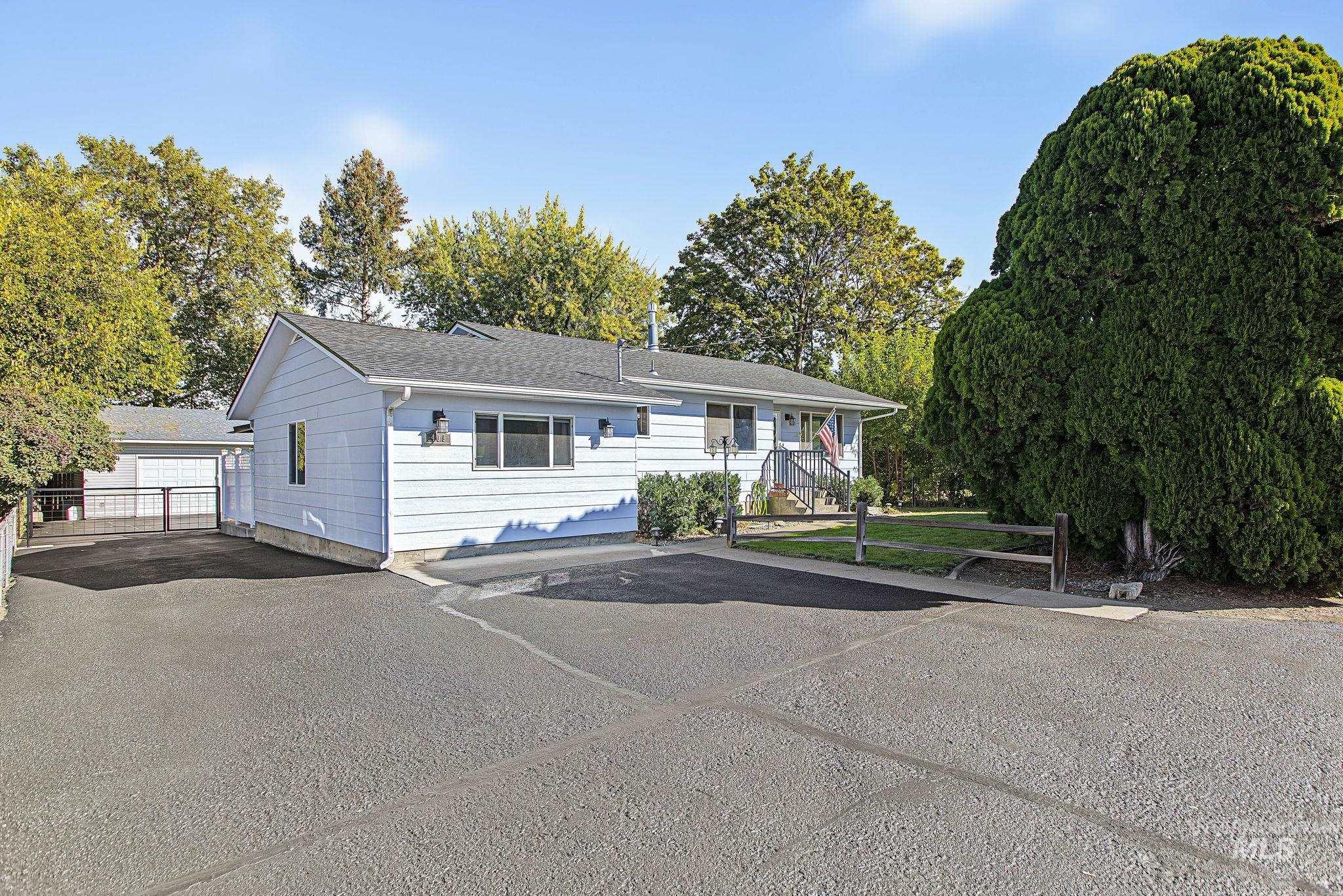 409 Bryden Ave, Lewiston, Idaho 83501, 5 Bedrooms, 2 Bathrooms, Residential For Sale, Price $455,000, 99003123