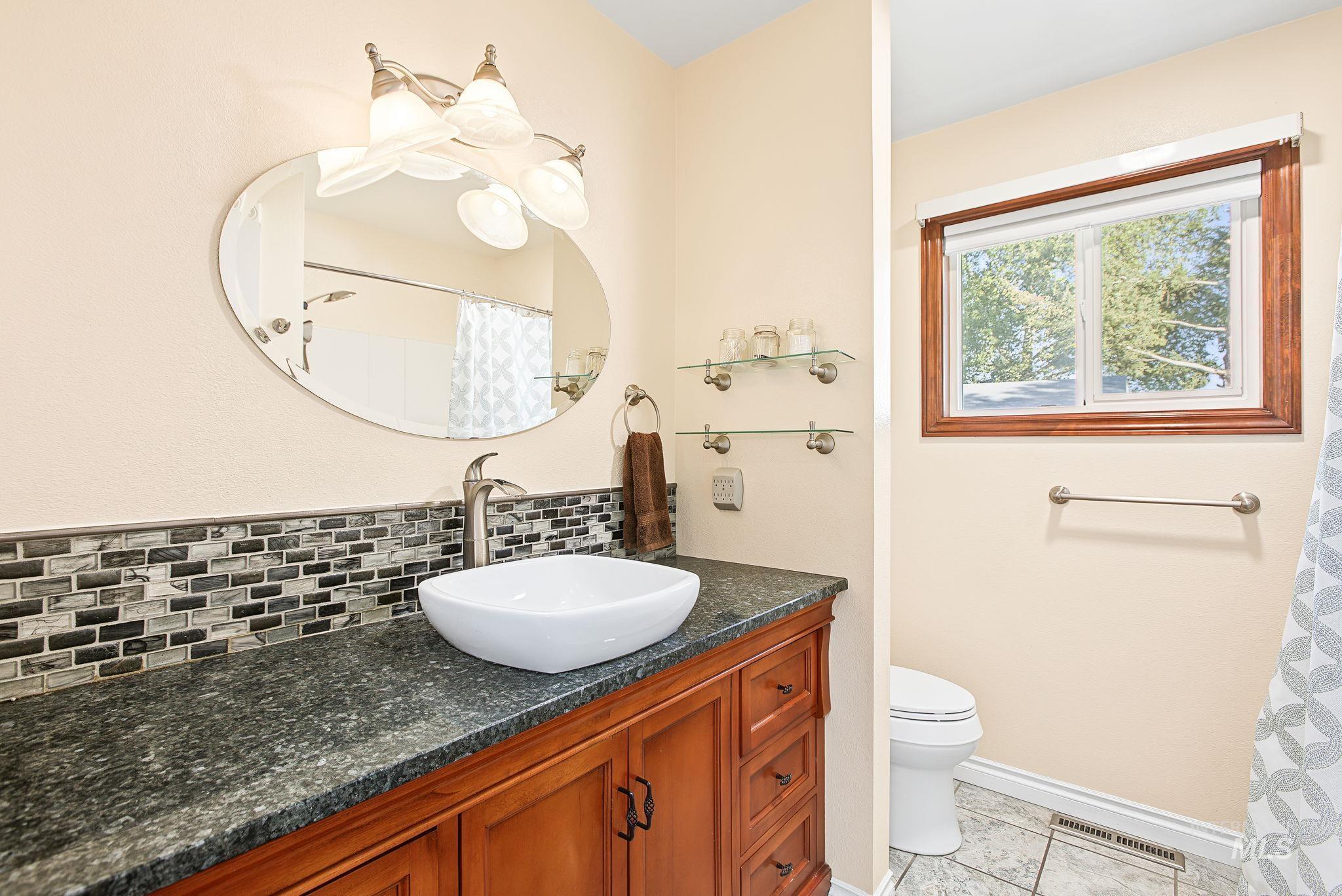 409 Bryden Ave, Lewiston, Idaho 83501, 5 Bedrooms, 2 Bathrooms, Residential For Sale, Price $455,000, 99003123