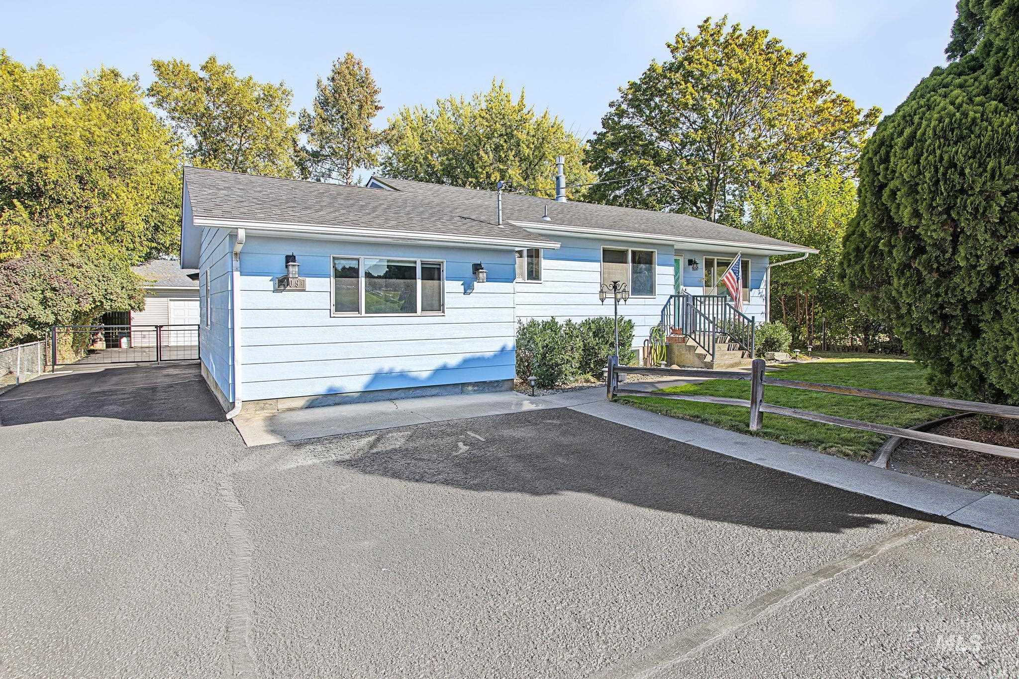 409 Bryden Ave, Lewiston, Idaho 83501, 5 Bedrooms, 2 Bathrooms, Residential For Sale, Price $455,000, 99003123