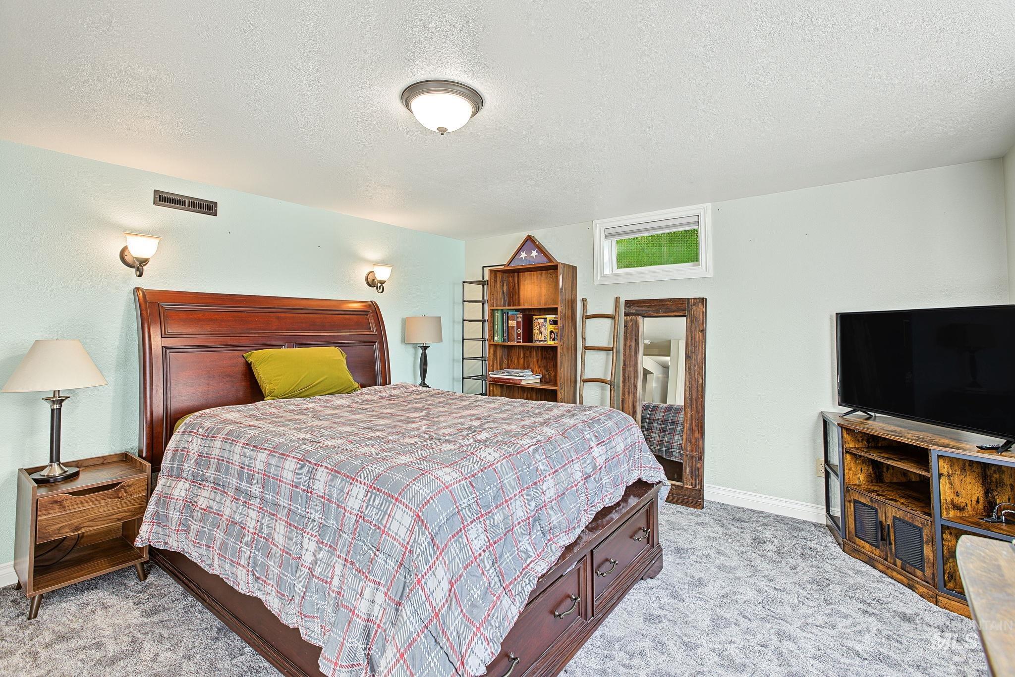 409 Bryden Ave, Lewiston, Idaho 83501, 5 Bedrooms, 2 Bathrooms, Residential For Sale, Price $455,000, 99003123