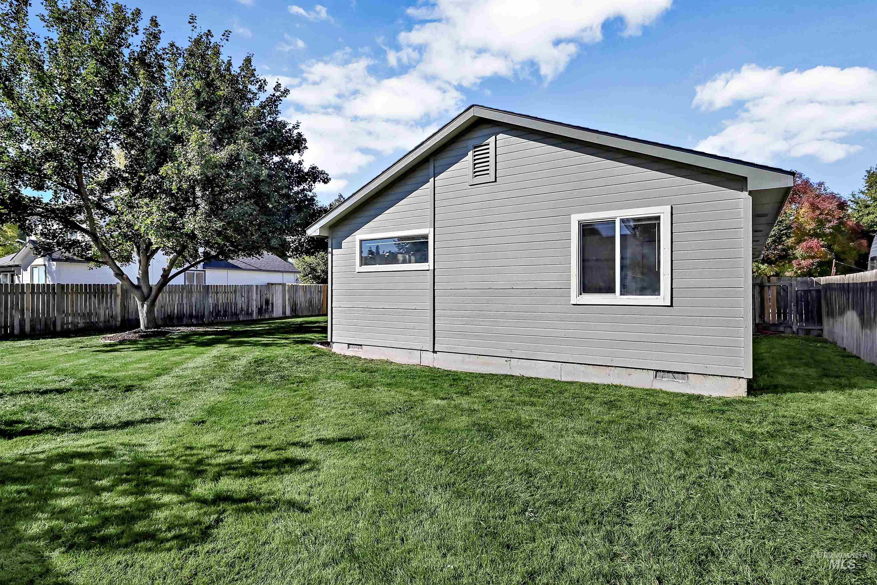 1342 N El Camino Ave, Kuna, Idaho 83634, 3 Bedrooms, 2 Bathrooms, Residential For Sale, Price $379,900,MLS 99003126