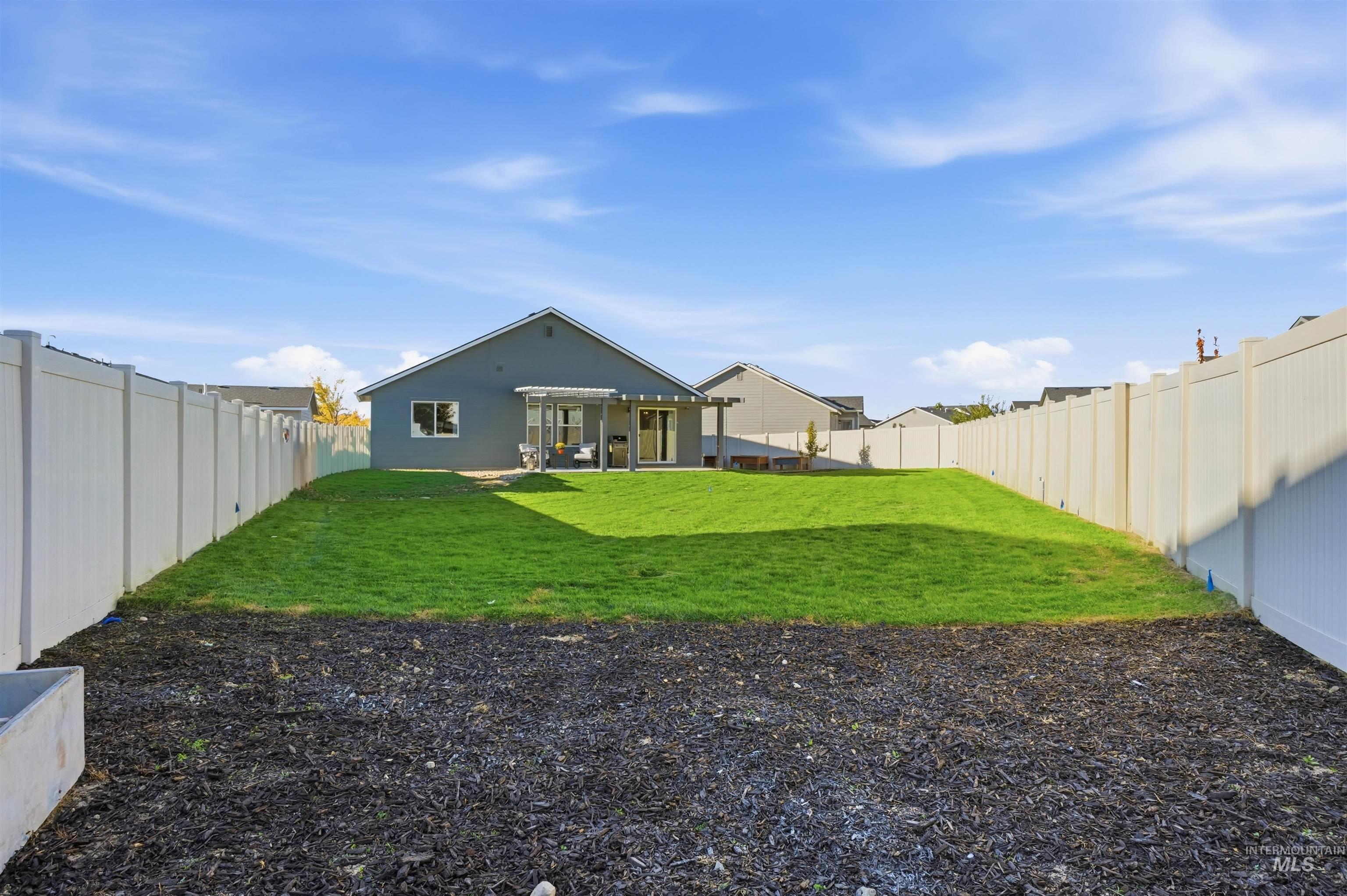 8377 E Harpster Ct, Nampa, Idaho 83687, 3 Bedrooms, 2 Bathrooms, Residential For Sale, Price $419,900,MLS 99003129