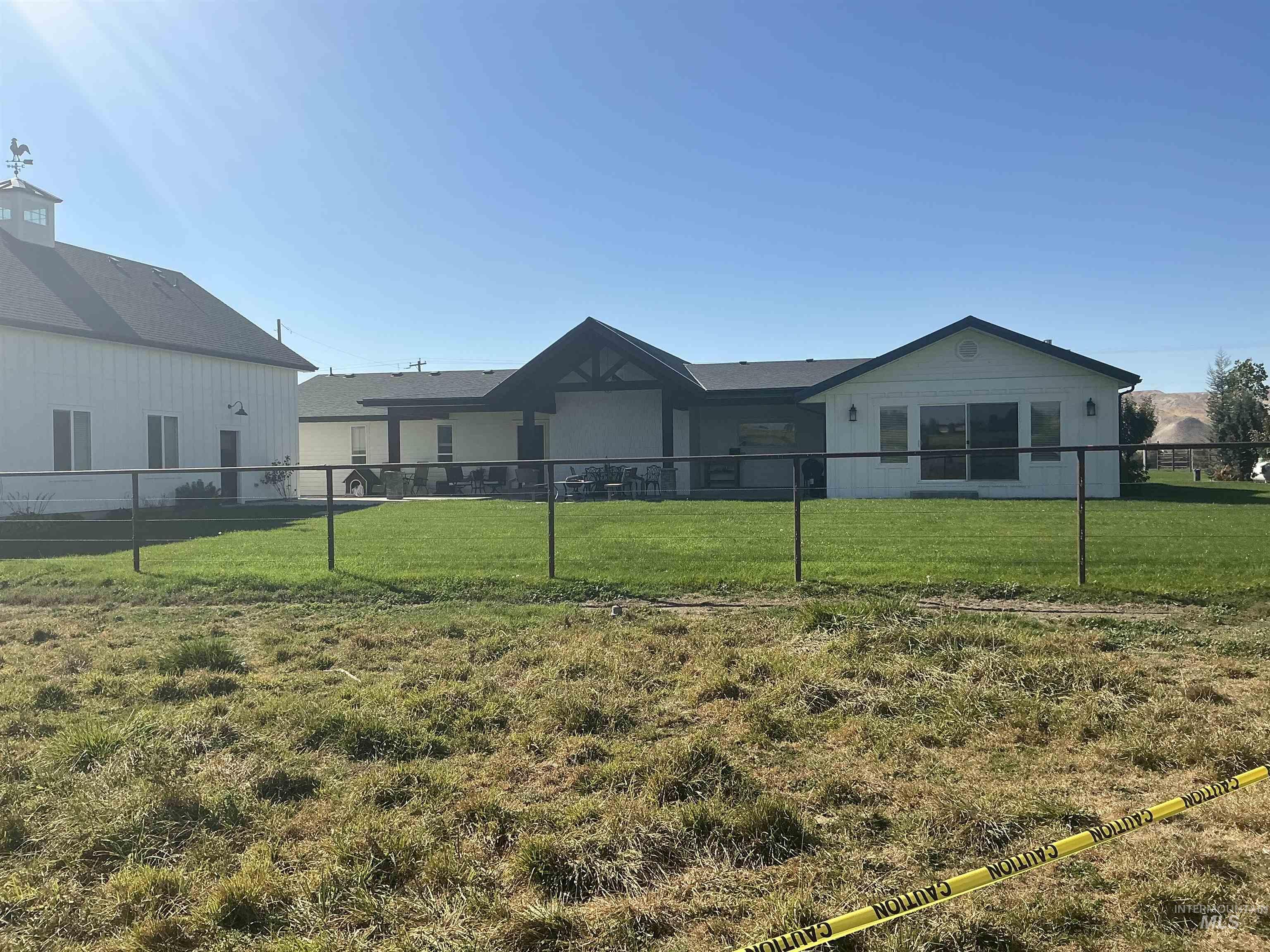 2808 S S 2808 S 850E, Hagerman, Idaho 83332, 4 Bedrooms, 3.5 Bathrooms, Residential For Sale, Price $1,100,000,MLS 99003130