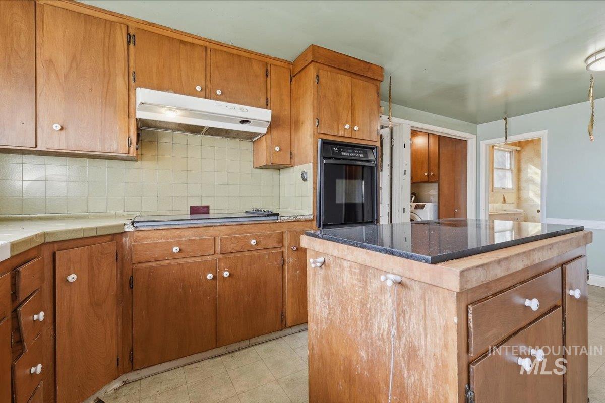 17651 Boehner Rd., Caldwell, Idaho 83607, 3 Bedrooms, 2 Bathrooms, Residential For Sale, Price $699,000,MLS 99003131
