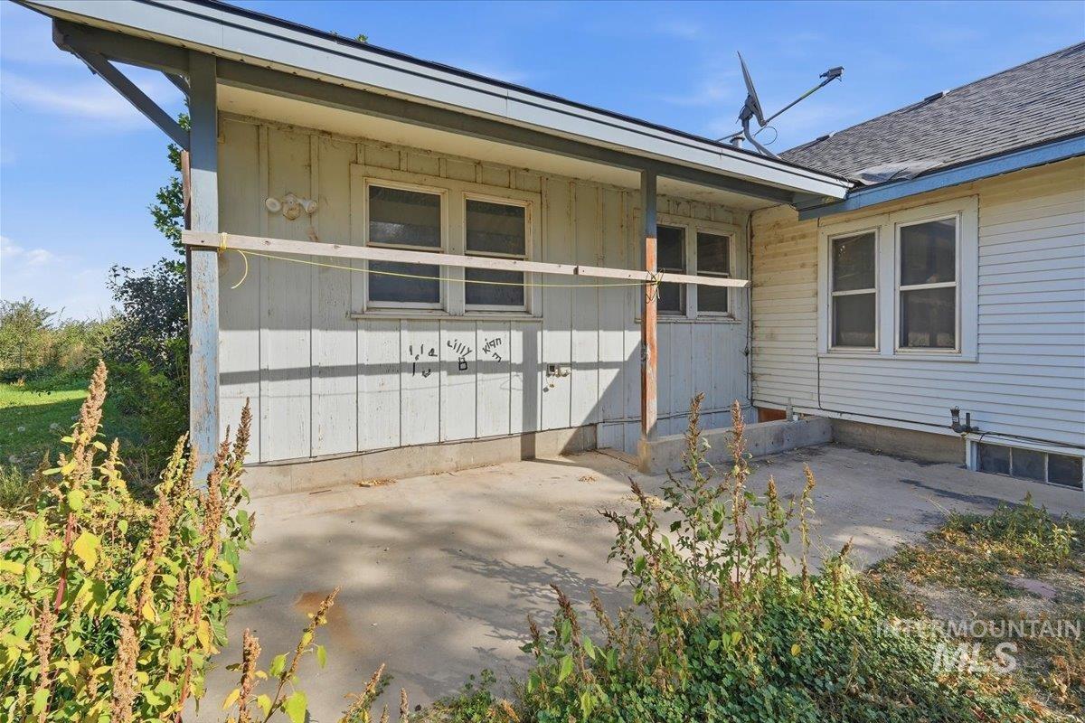 17651 Boehner Rd., Caldwell, Idaho 83607, 3 Bedrooms, 2 Bathrooms, Residential For Sale, Price $699,000,MLS 99003131