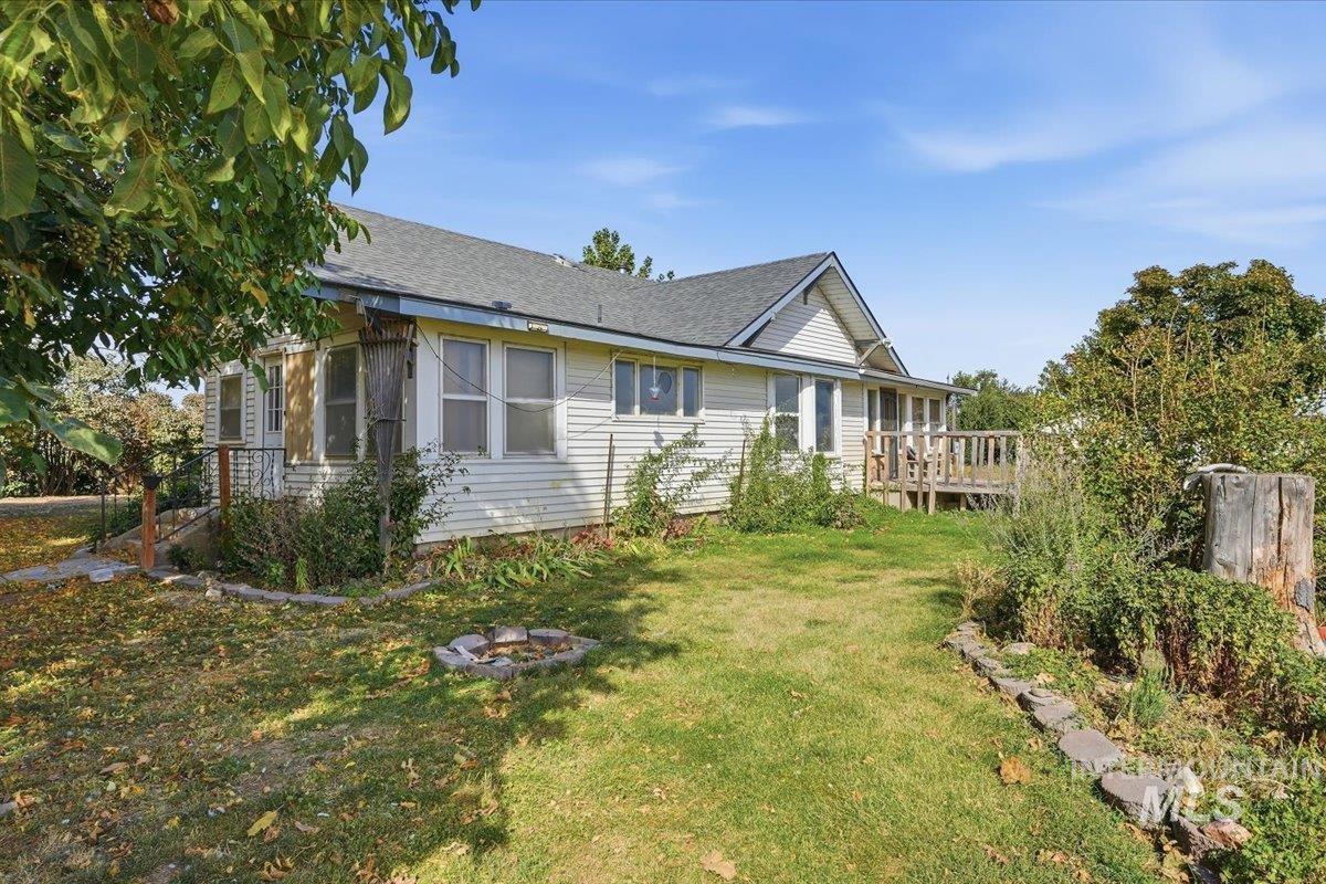 17651 Boehner Rd., Caldwell, Idaho 83607, 3 Bedrooms, 2 Bathrooms, Residential For Sale, Price $699,000,MLS 99003131