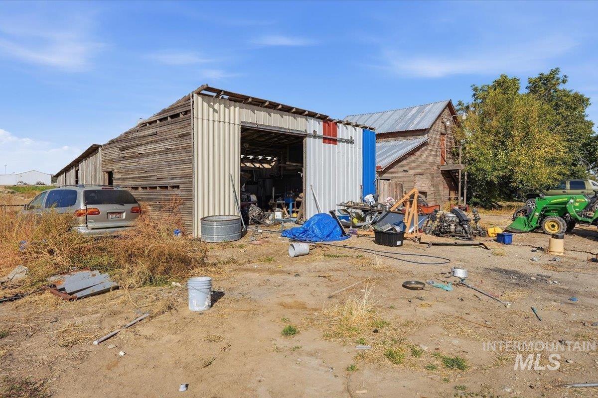 17651 Boehner Rd., Caldwell, Idaho 83607, 3 Bedrooms, 2 Bathrooms, Residential For Sale, Price $699,000,MLS 99003131