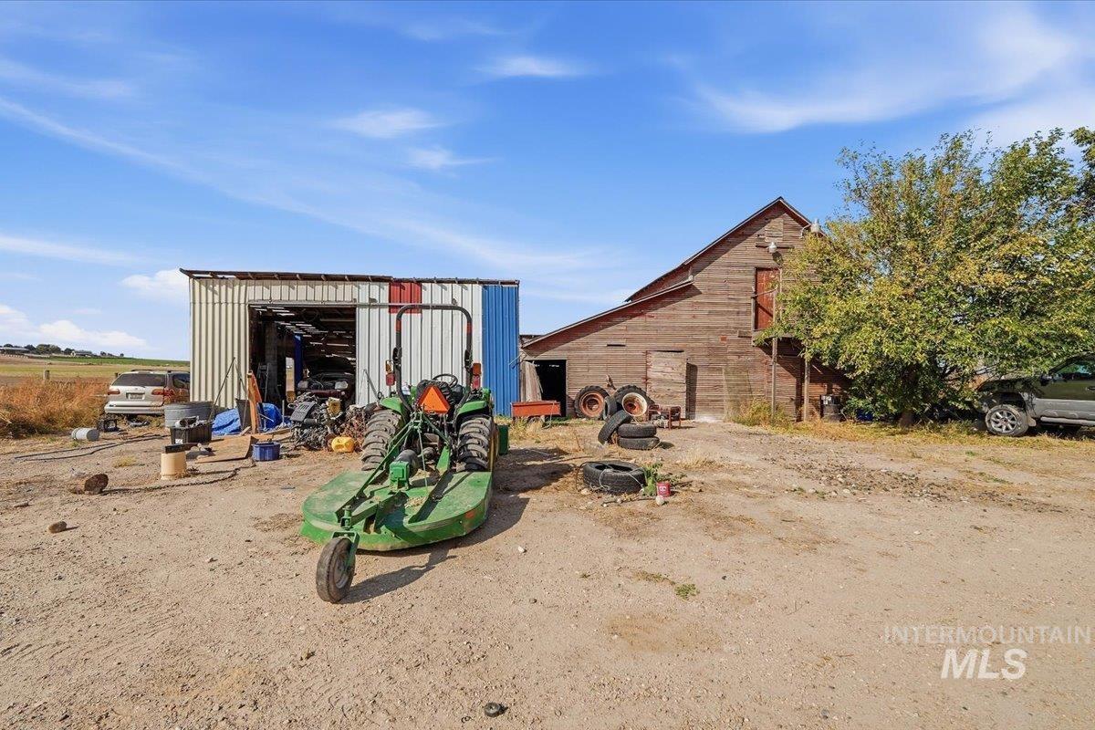 17651 Boehner Rd., Caldwell, Idaho 83607, 3 Bedrooms, 2 Bathrooms, Residential For Sale, Price $699,000,MLS 99003131