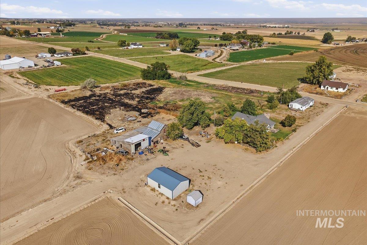17651 Boehner Rd., Caldwell, Idaho 83607, 3 Bedrooms, 2 Bathrooms, Residential For Sale, Price $699,000,MLS 99003131