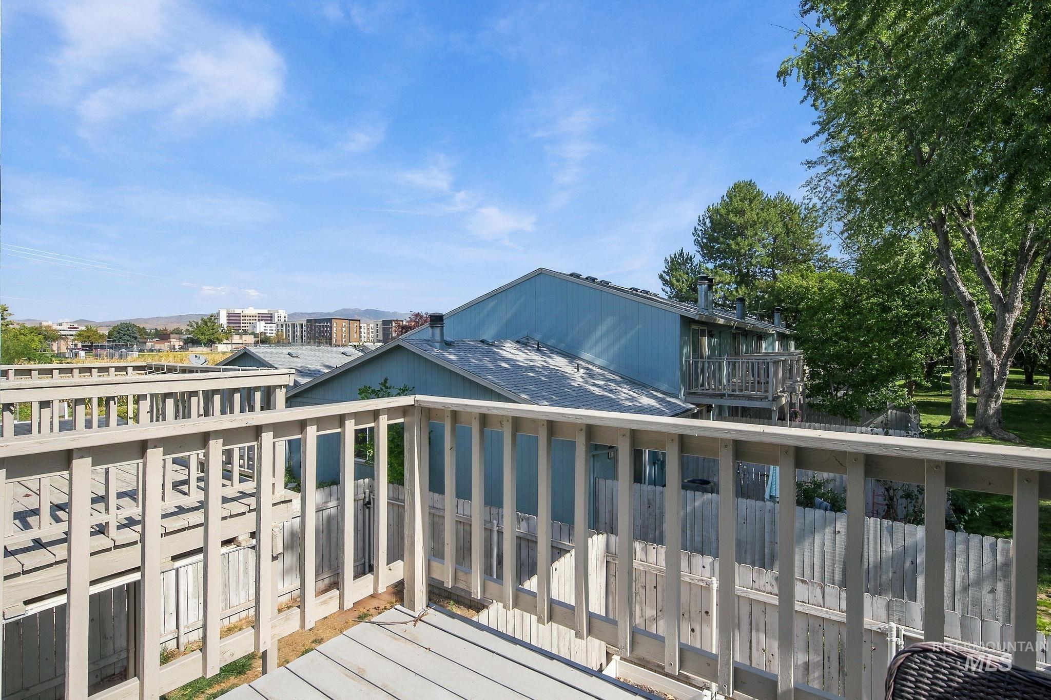 366 N Liberty St, Boise, Idaho 83704, 2 Bedrooms, 1.5 Bathrooms, Residential For Sale, Price $320,000,MLS 99003132