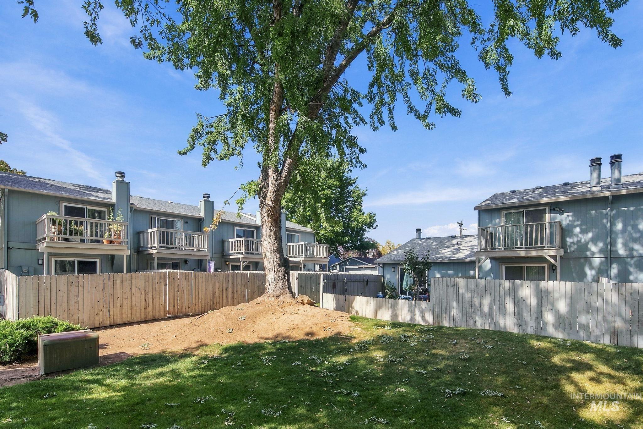 366 N Liberty St, Boise, Idaho 83704, 2 Bedrooms, 1.5 Bathrooms, Residential For Sale, Price $320,000,MLS 99003132