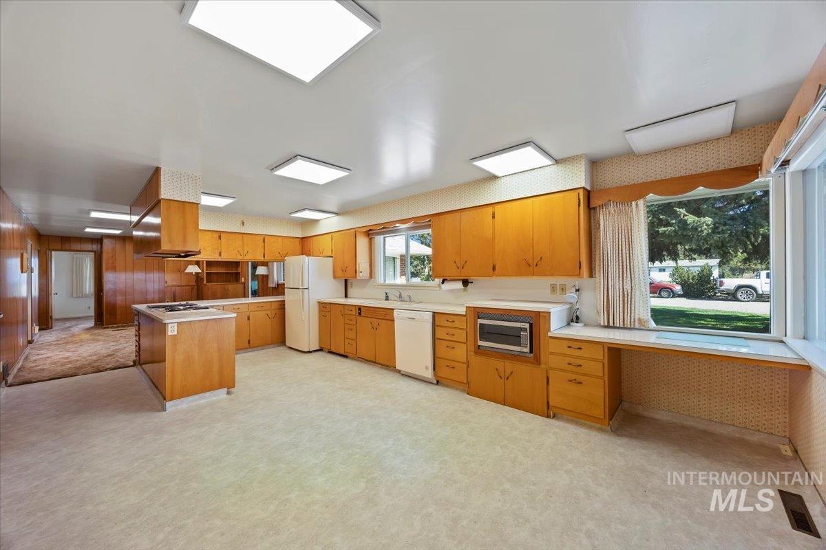 3159 E 3500 N, Twin Falls, Idaho 83301, 4 Bedrooms, 2 Bathrooms, Residential For Sale, Price $549,000,MLS 99003137