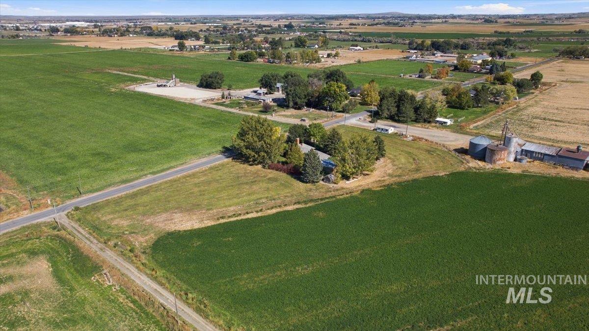 3159 E 3500 N, Twin Falls, Idaho 83301, 4 Bedrooms, 2 Bathrooms, Residential For Sale, Price $549,000,MLS 99003137