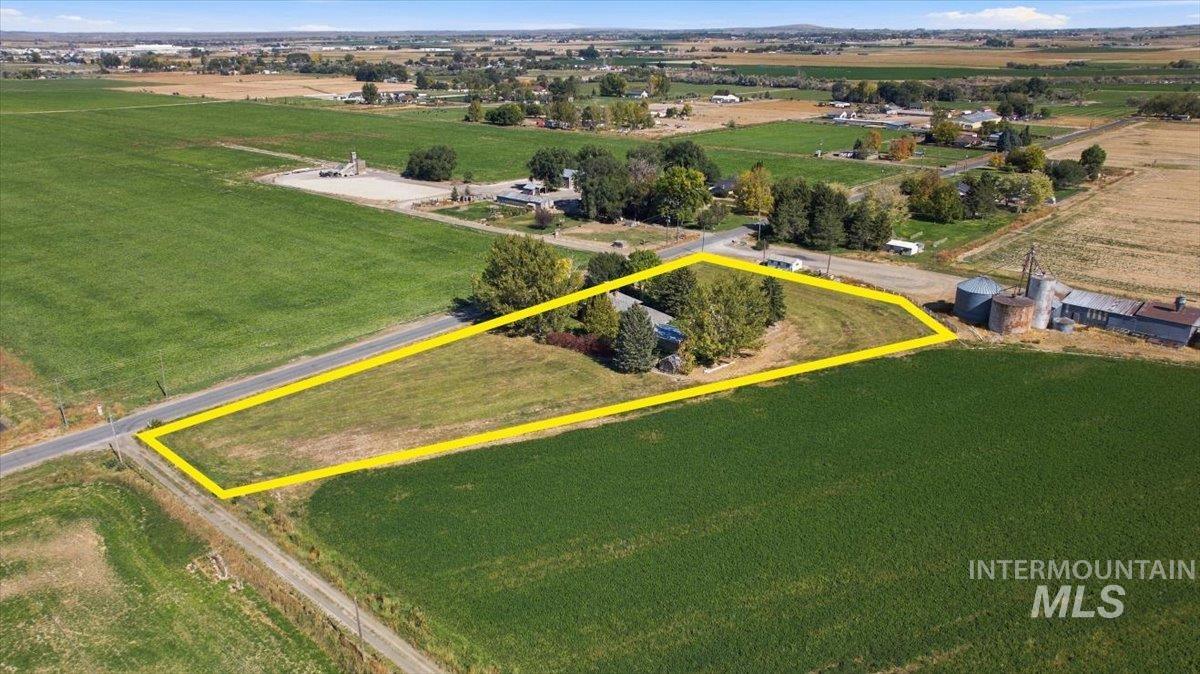 3159 E 3500 N, Twin Falls, Idaho 83301, 4 Bedrooms, 2 Bathrooms, Residential For Sale, Price $549,000,MLS 99003137