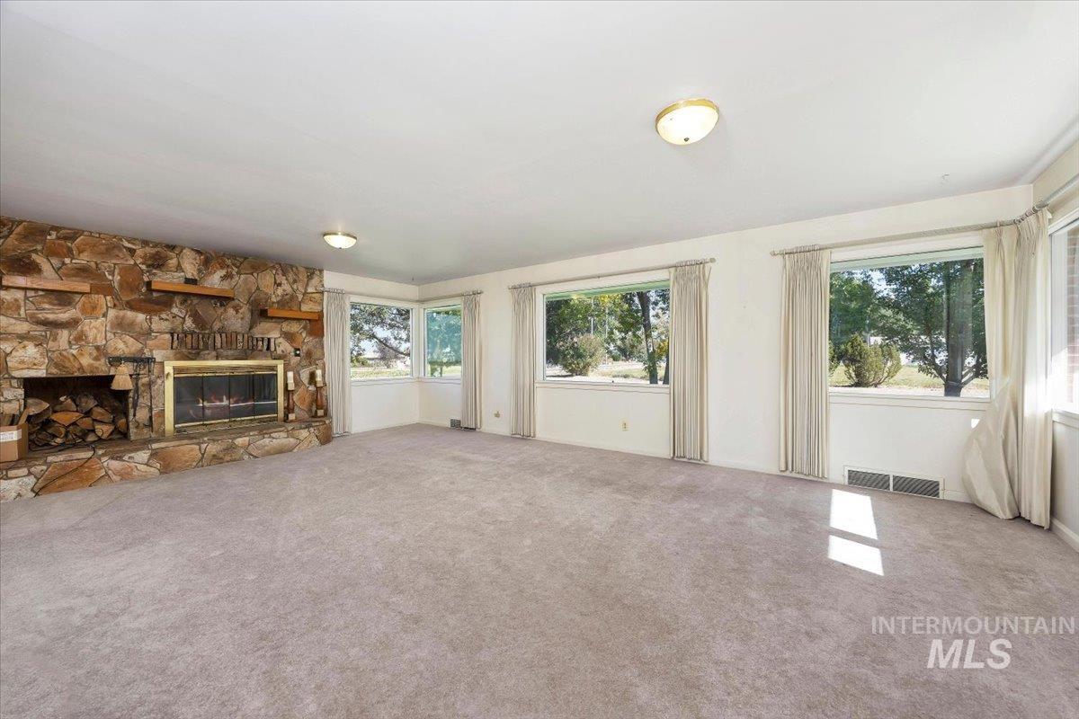 3159 E 3500 N, Twin Falls, Idaho 83301, 4 Bedrooms, 2 Bathrooms, Residential For Sale, Price $549,000,MLS 99003137