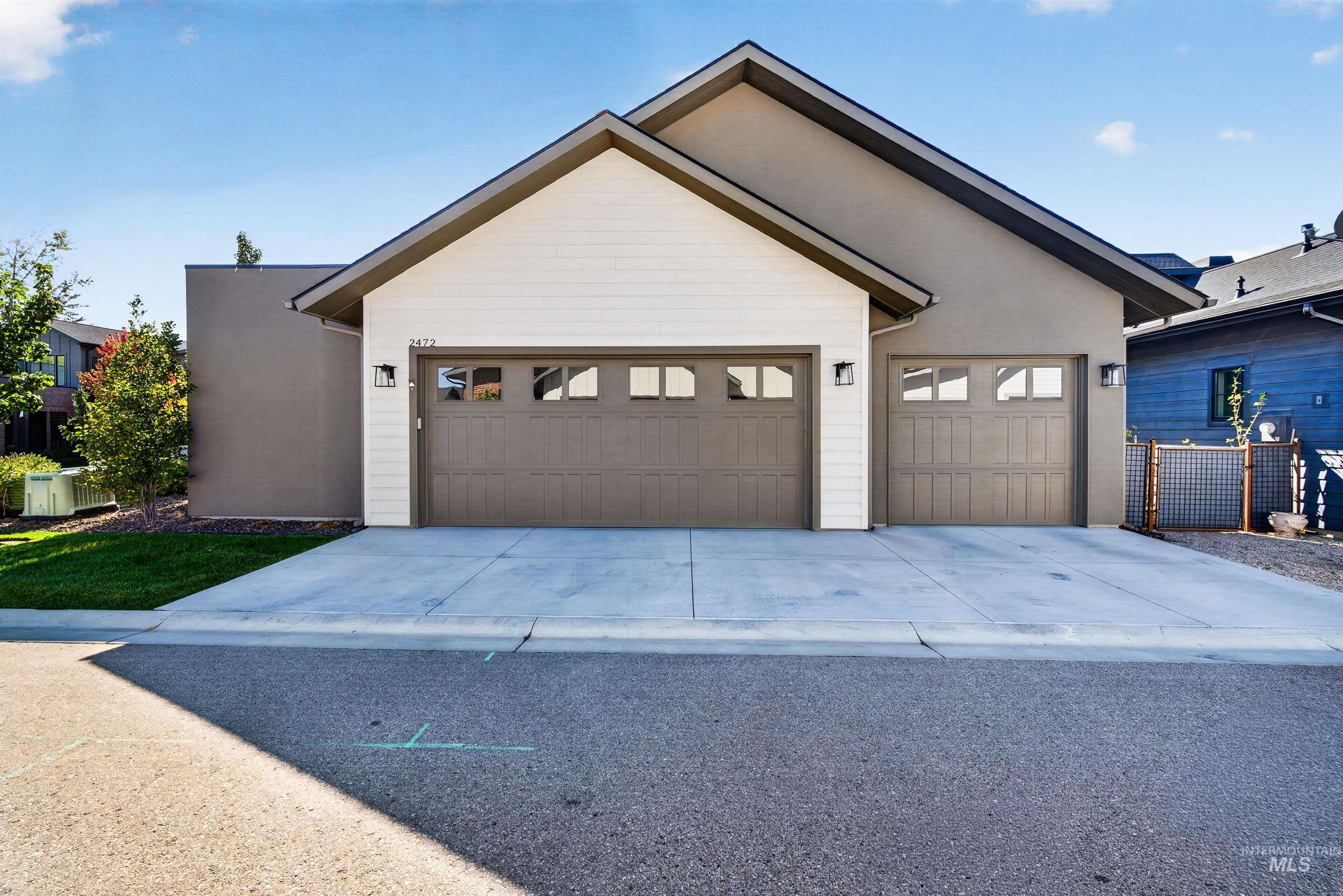 2472 W Rustic Forge St, Eagle, Idaho 83616, 3 Bedrooms, 2 Bathrooms, Residential For Sale, Price $899,900,MLS 99003138