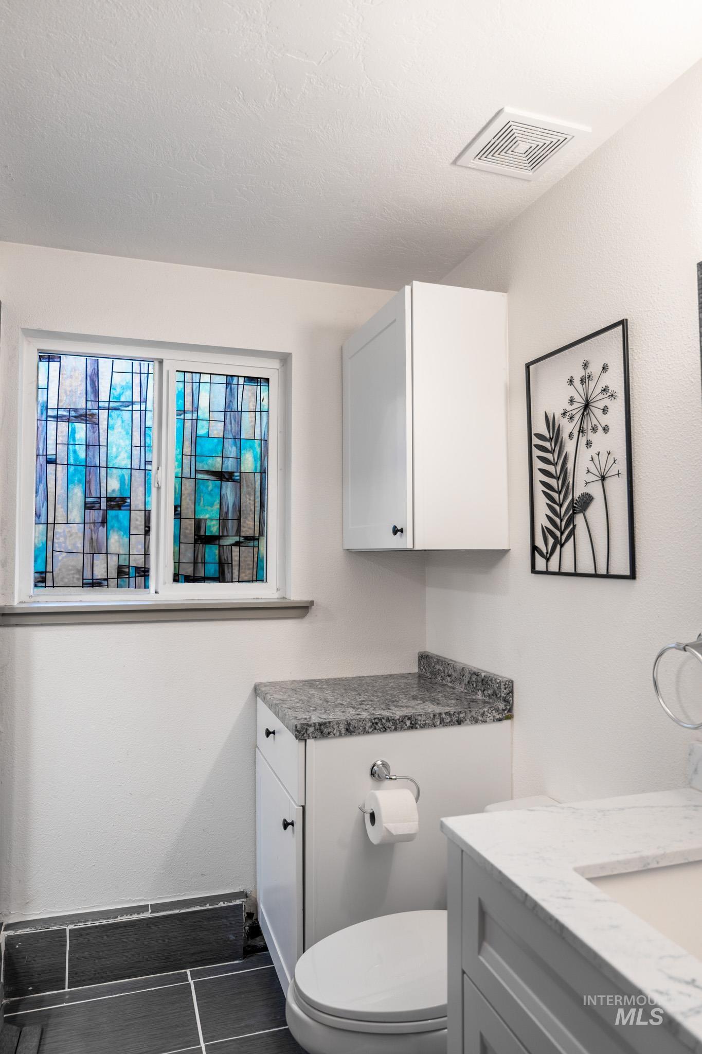 271 NW 7th St, Ontario, Oregon 97914, 1 Bedroom, 1 Bathroom, Residential For Sale, Price $239,999,MLS 99003140