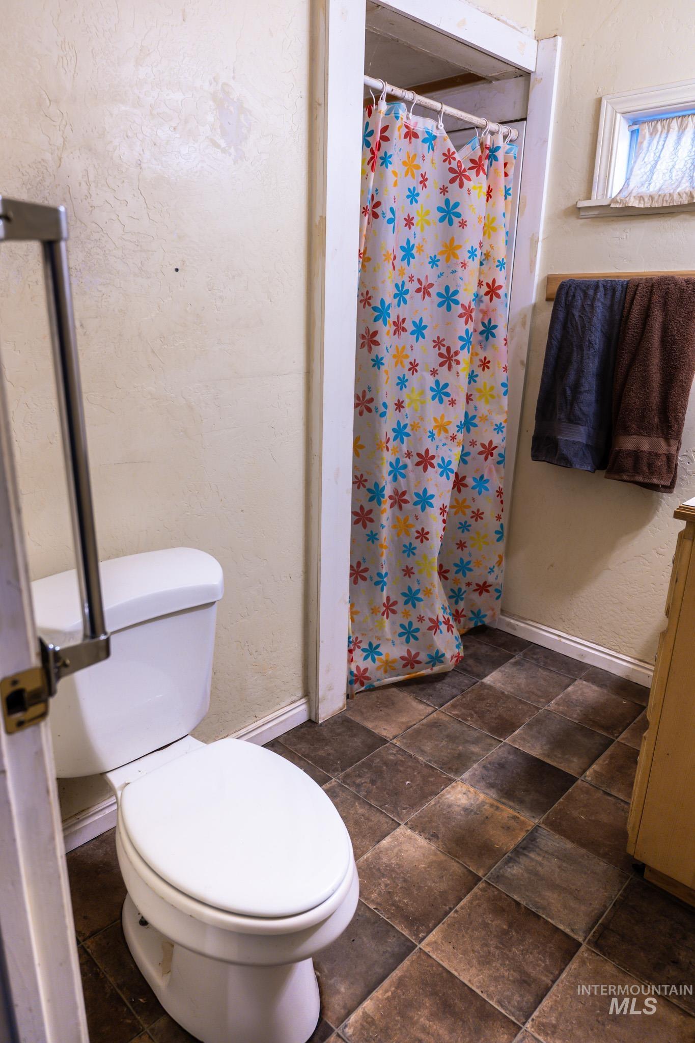 271 NW 7th St, Ontario, Oregon 97914, 1 Bedroom, 1 Bathroom, Residential For Sale, Price $239,999,MLS 99003140