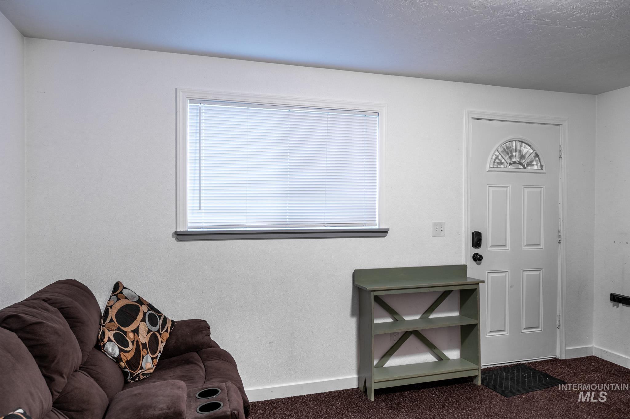 271 NW 7th St, Ontario, Oregon 97914, 1 Bedroom, 1 Bathroom, Residential For Sale, Price $239,999,MLS 99003140