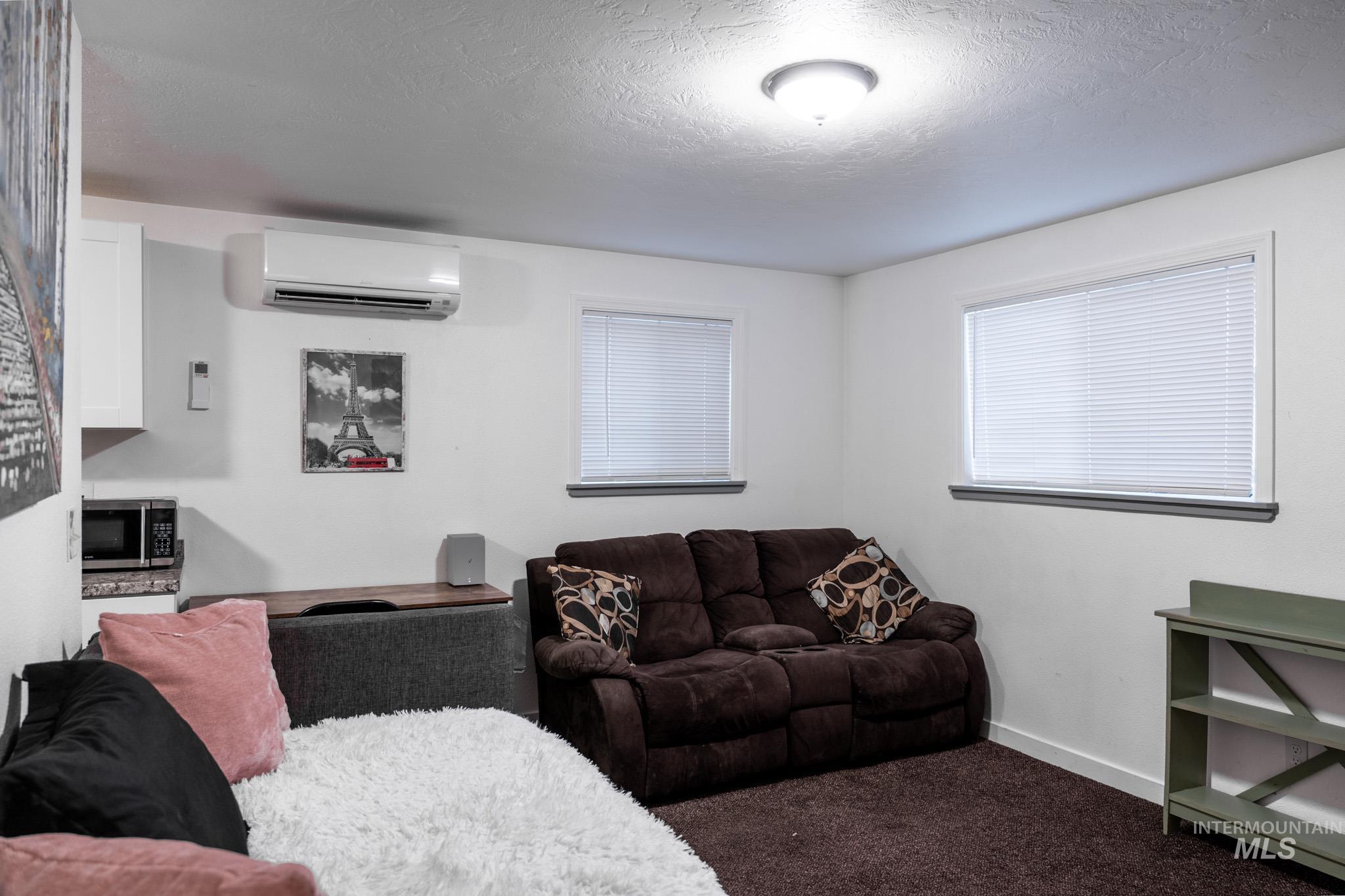 271 NW 7th St, Ontario, Oregon 97914, 1 Bedroom, 1 Bathroom, Residential For Sale, Price $239,999,MLS 99003140