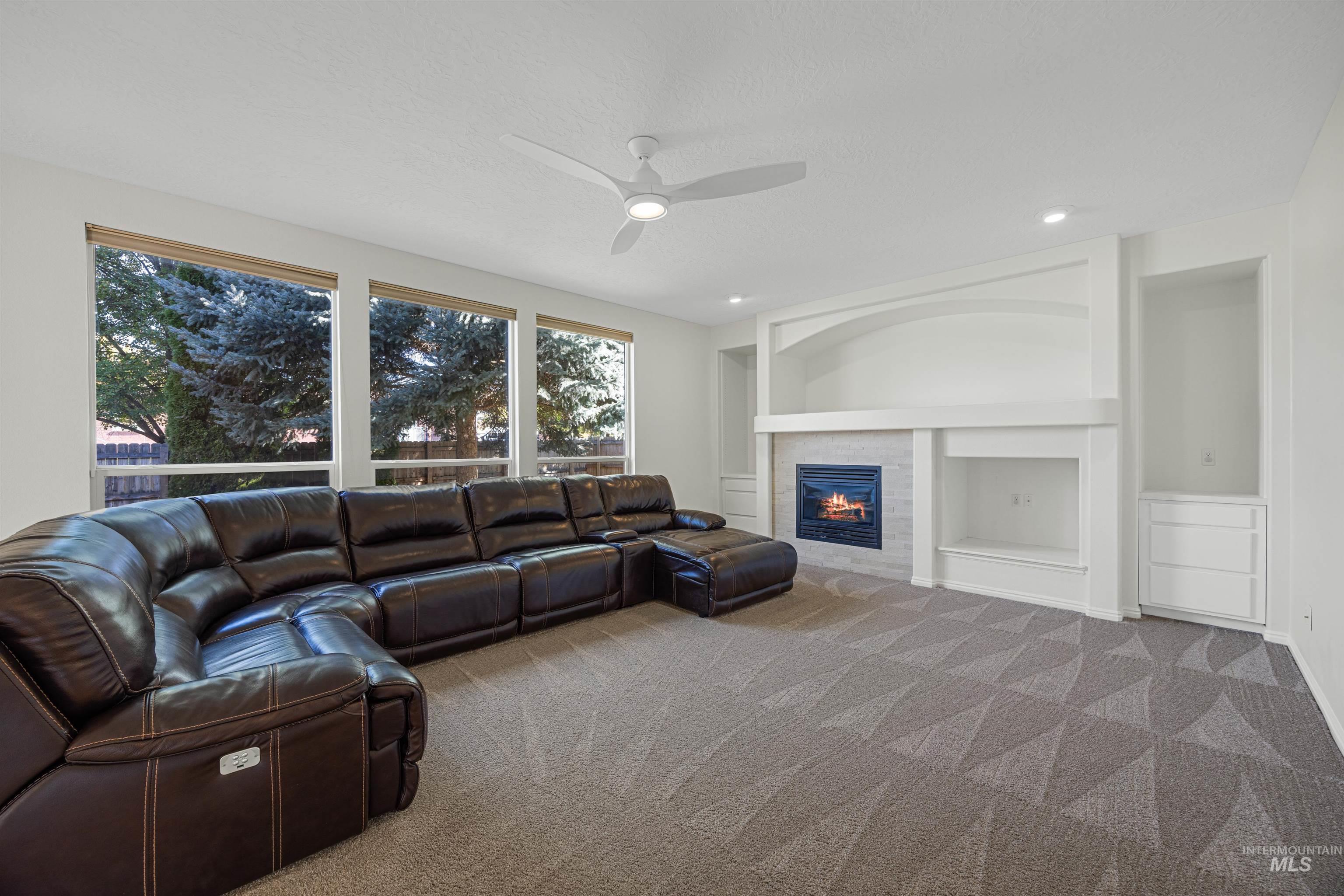 2320 E Alderhill Dr, Eagle, Idaho 83616, 4 Bedrooms, 2.5 Bathrooms, Residential For Sale, Price $674,900,MLS 99003141