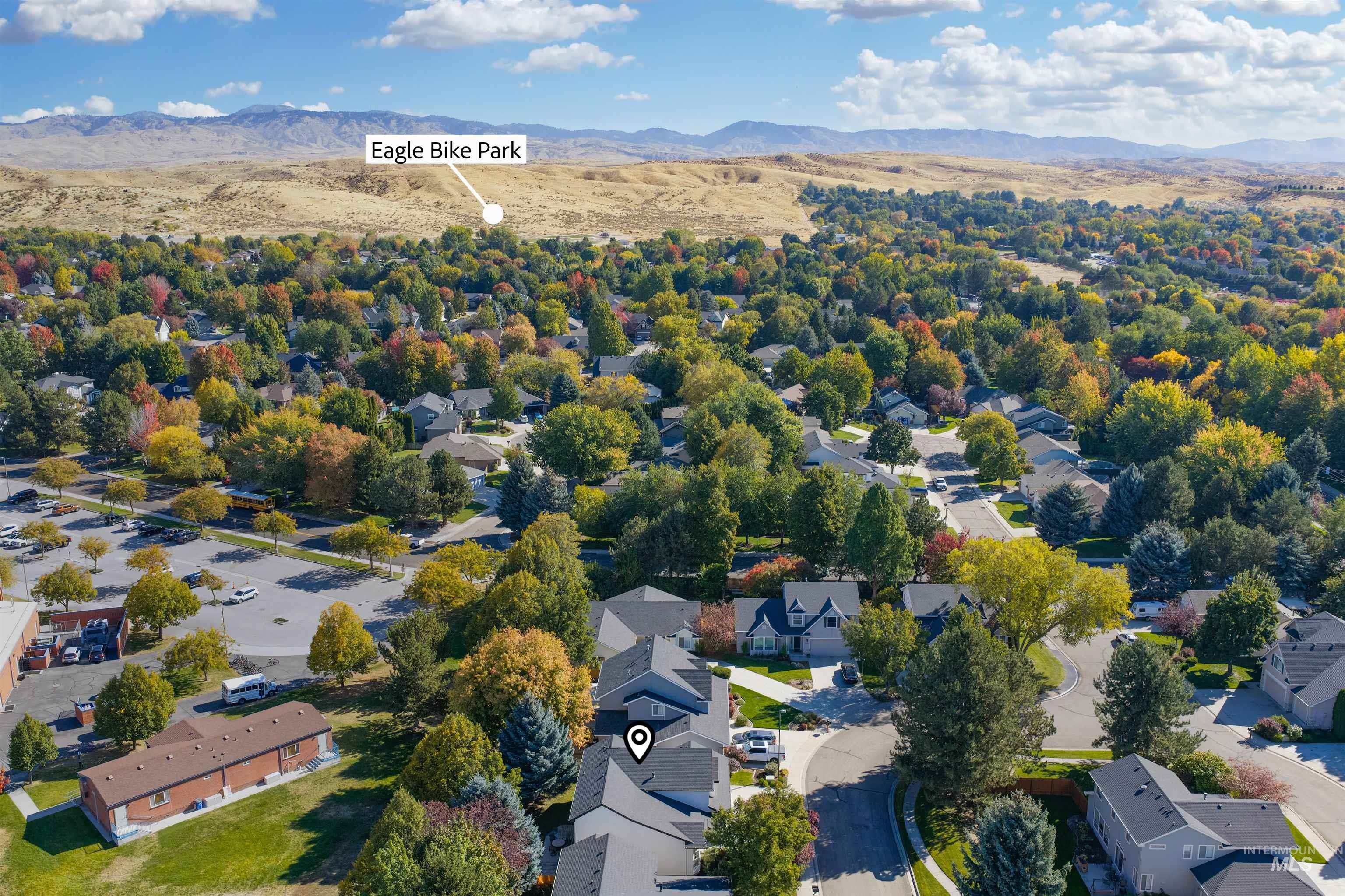 2320 E Alderhill Dr, Eagle, Idaho 83616, 4 Bedrooms, 2.5 Bathrooms, Residential For Sale, Price $674,900,MLS 99003141