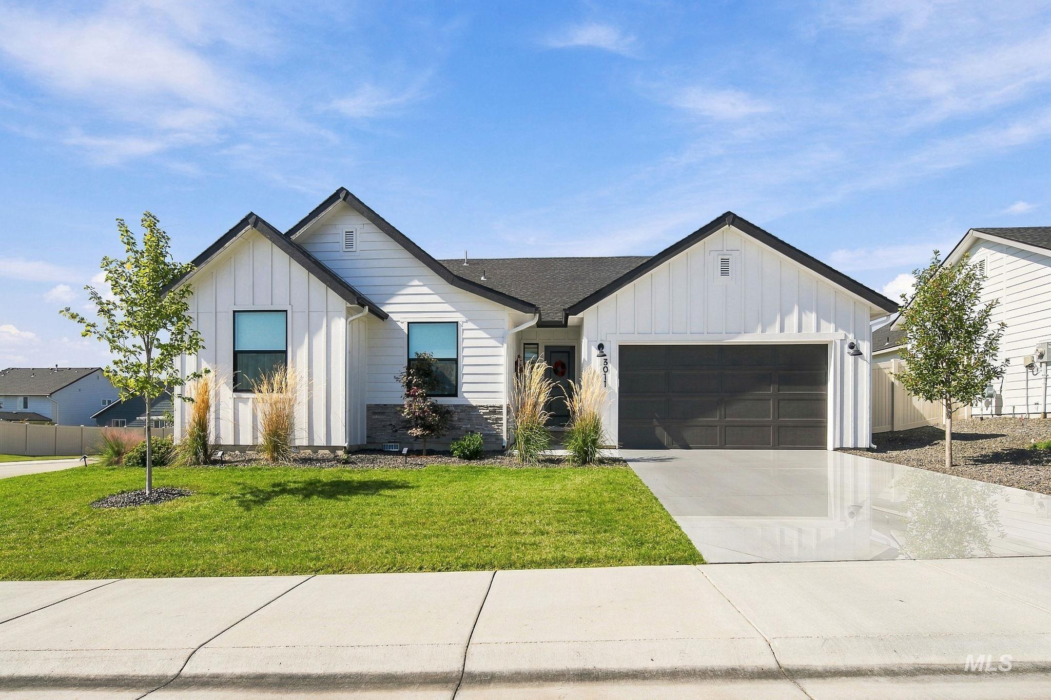 3011 N Mountain Lake Ave, Star, Idaho 83669, 4 Bedrooms, 2 Bathrooms, Residential For Sale, Price $467,000,MLS 99003142