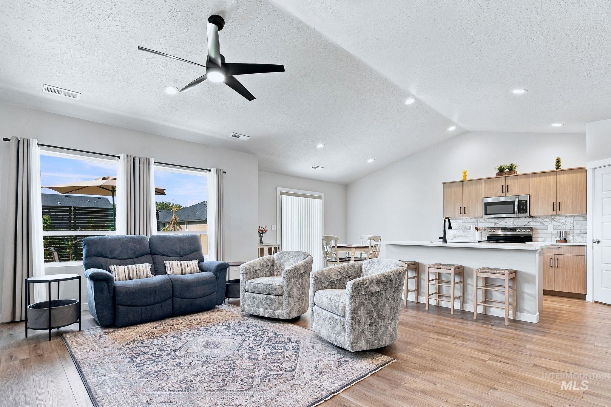 3011 N Mountain Lake Ave, Star, Idaho 83669, 4 Bedrooms, 2 Bathrooms, Residential For Sale, Price $467,000,MLS 99003142