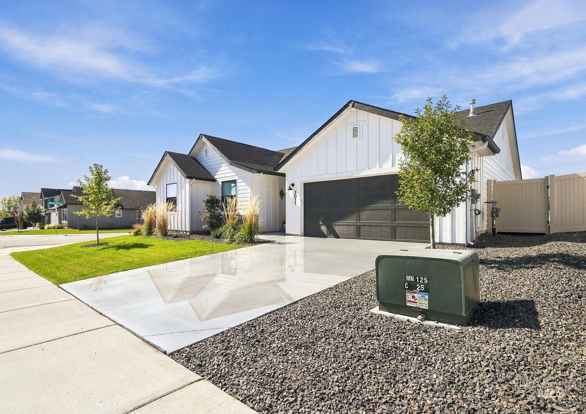 3011 N Mountain Lake Ave, Star, Idaho 83669, 4 Bedrooms, 2 Bathrooms, Residential For Sale, Price $467,000,MLS 99003142