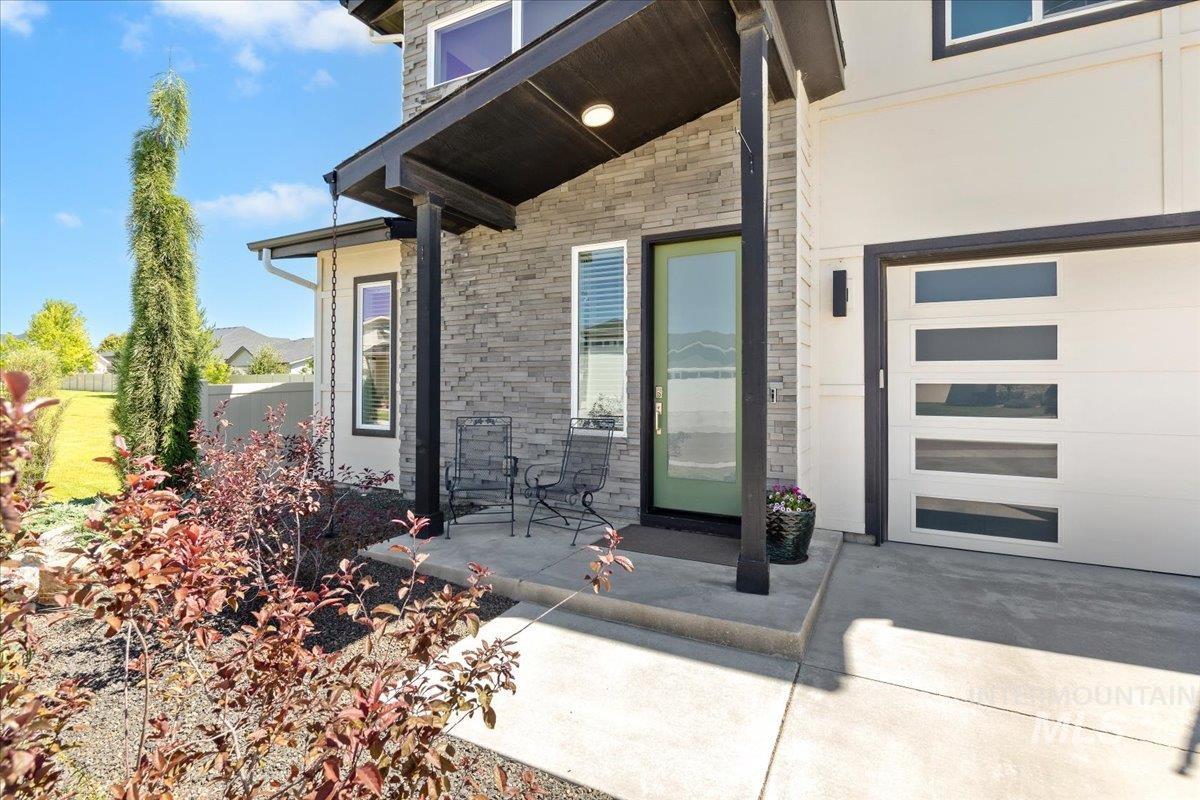 1339 W Winsett Street, Kuna, Idaho 83634, 4 Bedrooms, 2.5 Bathrooms, Residential For Sale, Price $525,000,MLS 99003144
