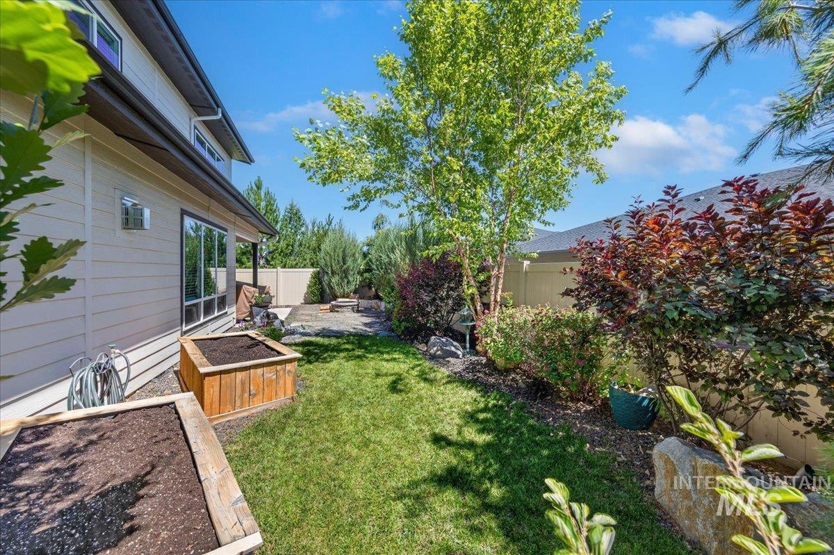 1339 W Winsett Street, Kuna, Idaho 83634, 4 Bedrooms, 2.5 Bathrooms, Residential For Sale, Price $525,000,MLS 99003144