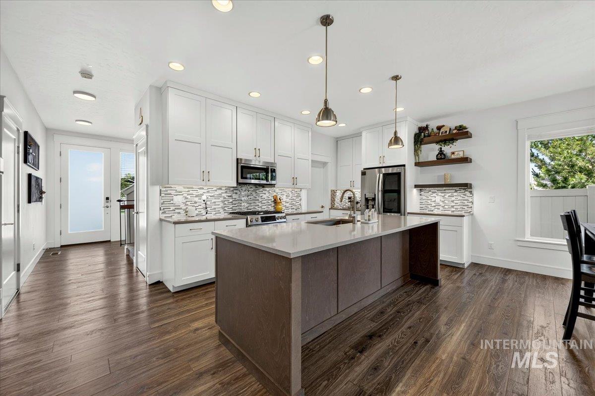 1339 W Winsett Street, Kuna, Idaho 83634, 4 Bedrooms, 2.5 Bathrooms, Residential For Sale, Price $525,000,MLS 99003144
