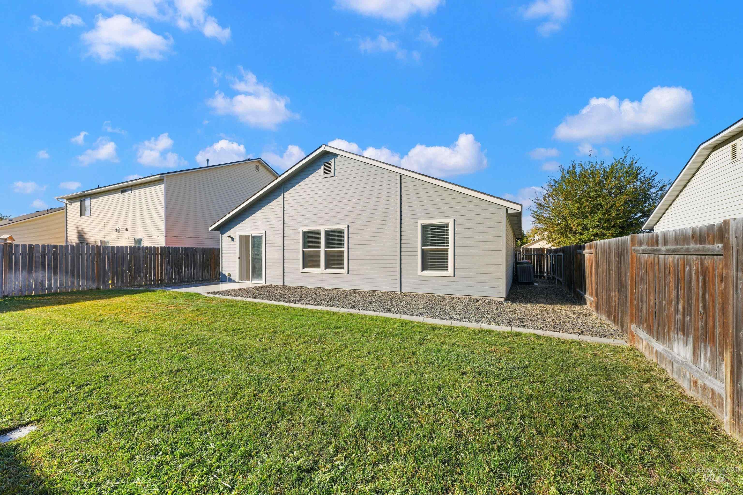 4330 S Glenmere Way, Meridian, Idaho 83642, 3 Bedrooms, 2 Bathrooms, Residential For Sale, Price $389,900,MLS 99003145