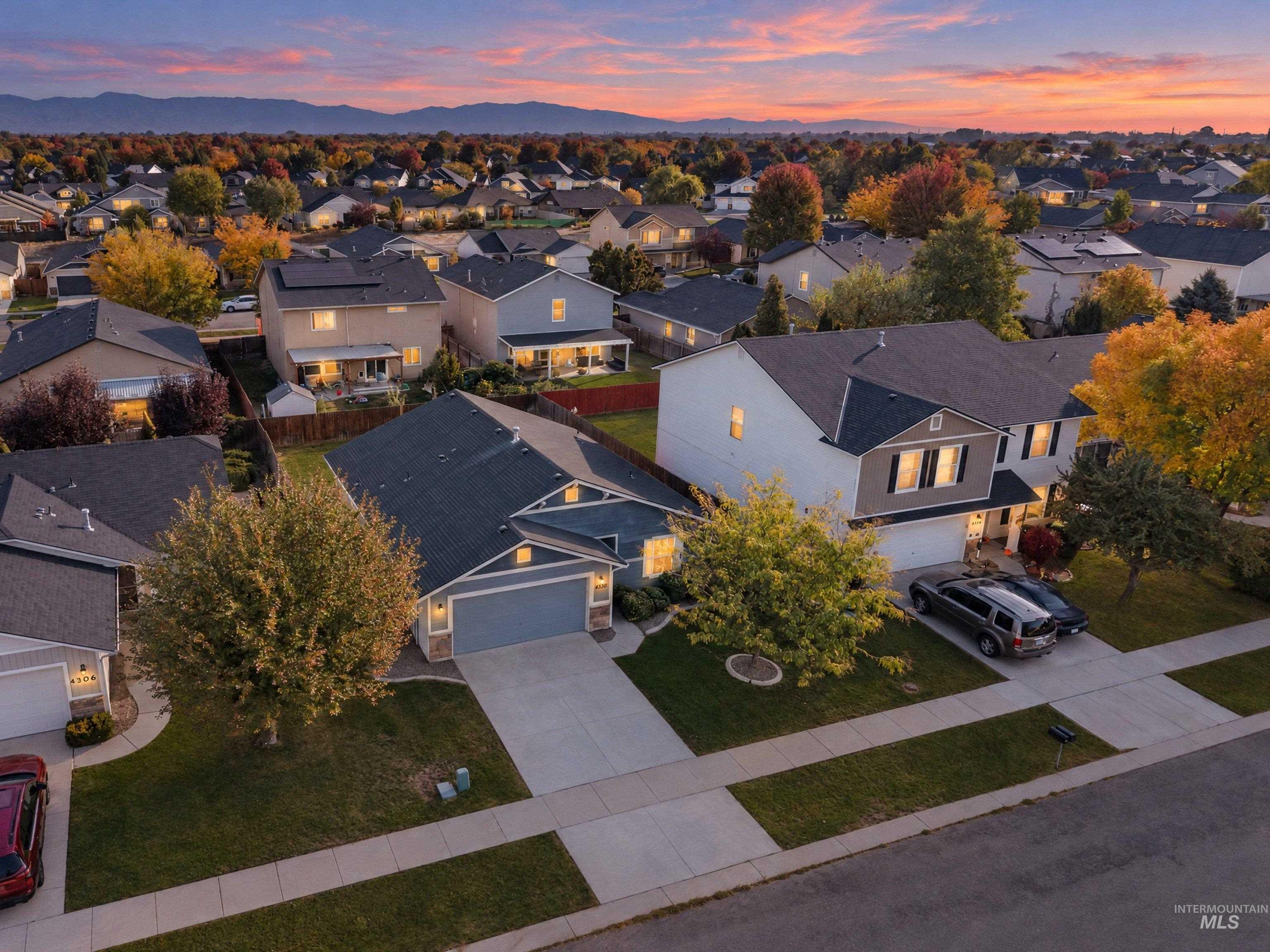 4330 S Glenmere Way, Meridian, Idaho 83642, 3 Bedrooms, 2 Bathrooms, Residential For Sale, Price $389,900,MLS 99003145