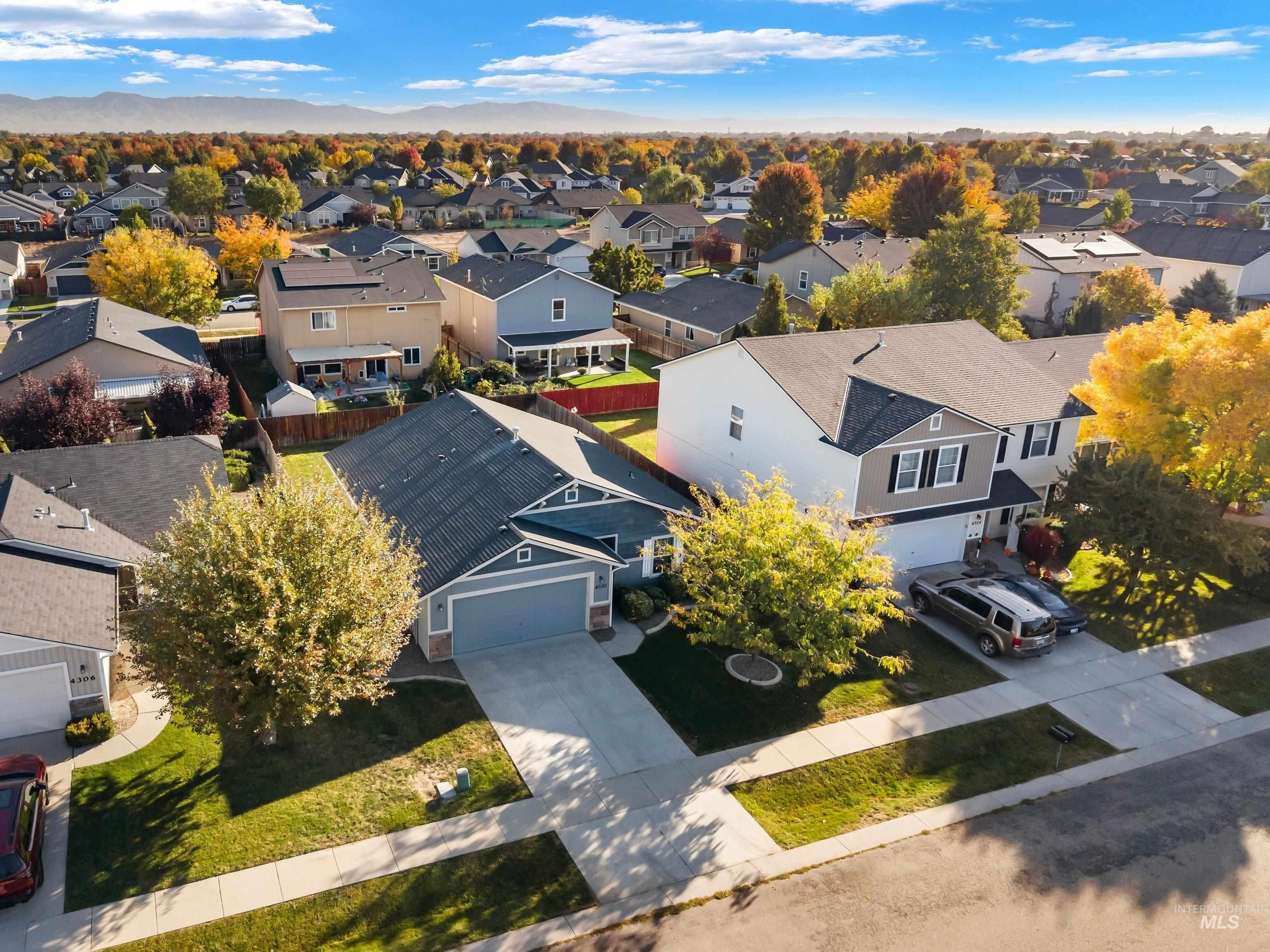4330 S Glenmere Way, Meridian, Idaho 83642, 3 Bedrooms, 2 Bathrooms, Residential For Sale, Price $389,900,MLS 99003145