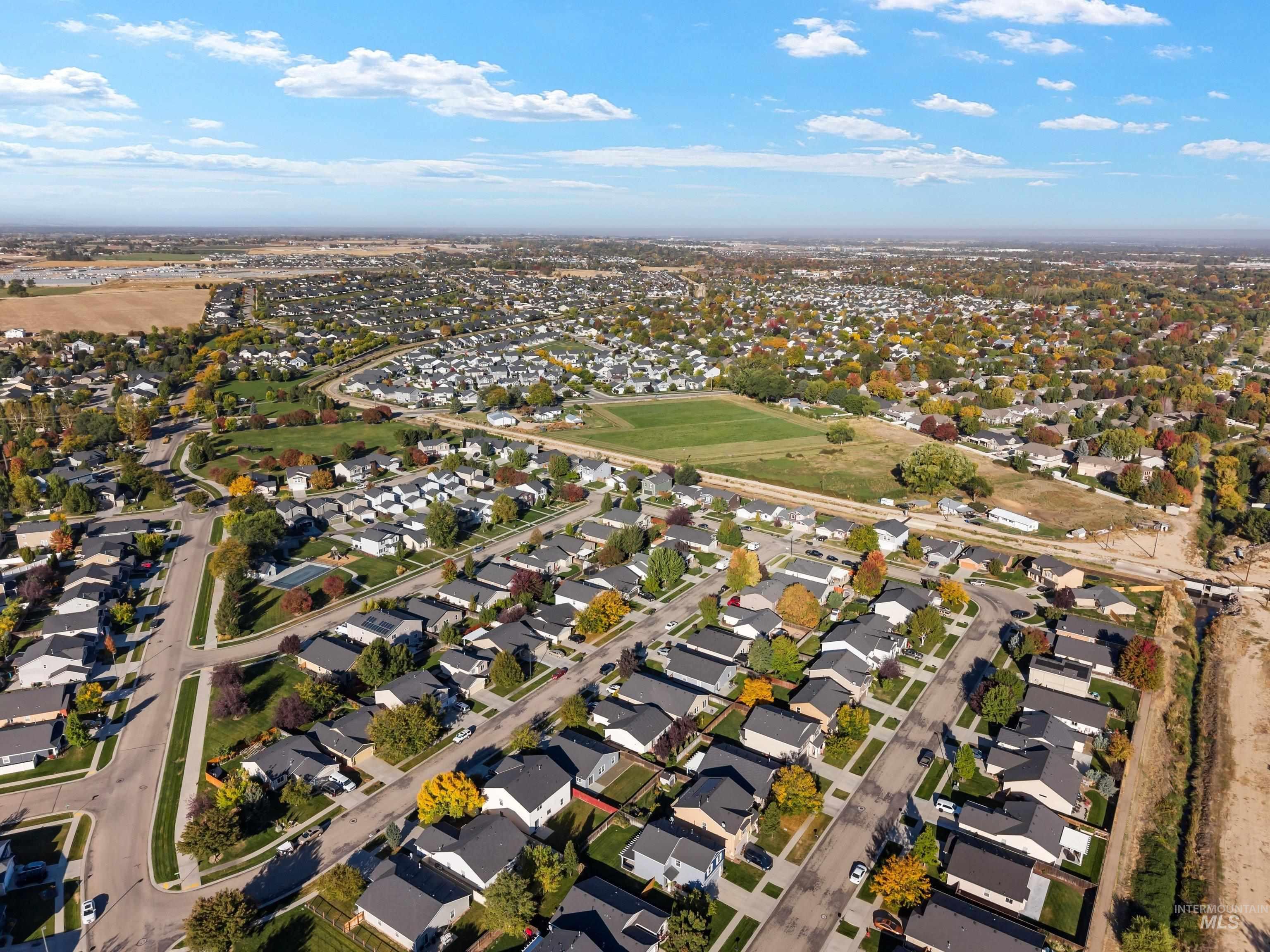 4330 S Glenmere Way, Meridian, Idaho 83642, 3 Bedrooms, 2 Bathrooms, Residential For Sale, Price $389,900,MLS 99003145