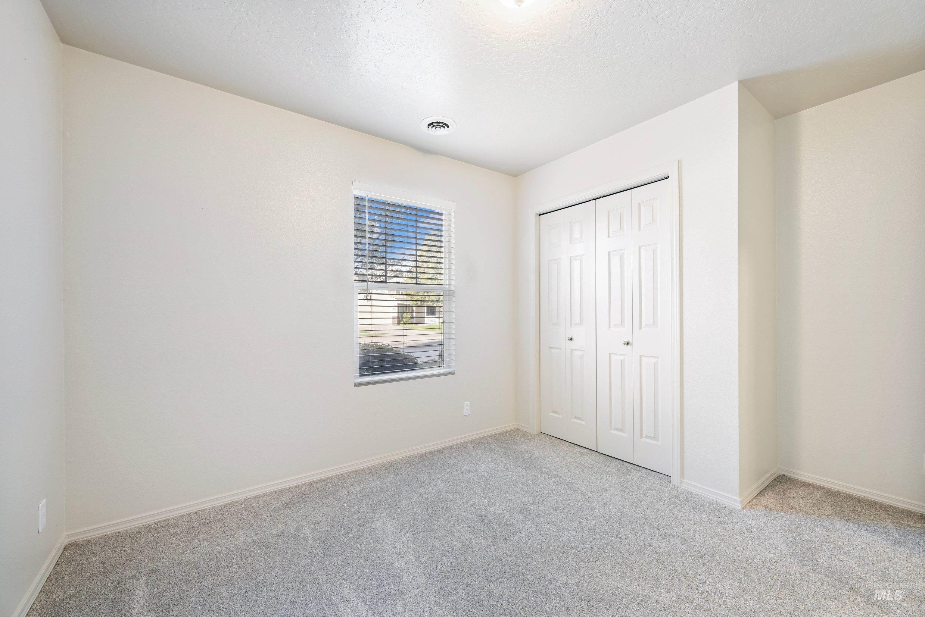 4330 S Glenmere Way, Meridian, Idaho 83642, 3 Bedrooms, 2 Bathrooms, Residential For Sale, Price $389,900,MLS 99003145