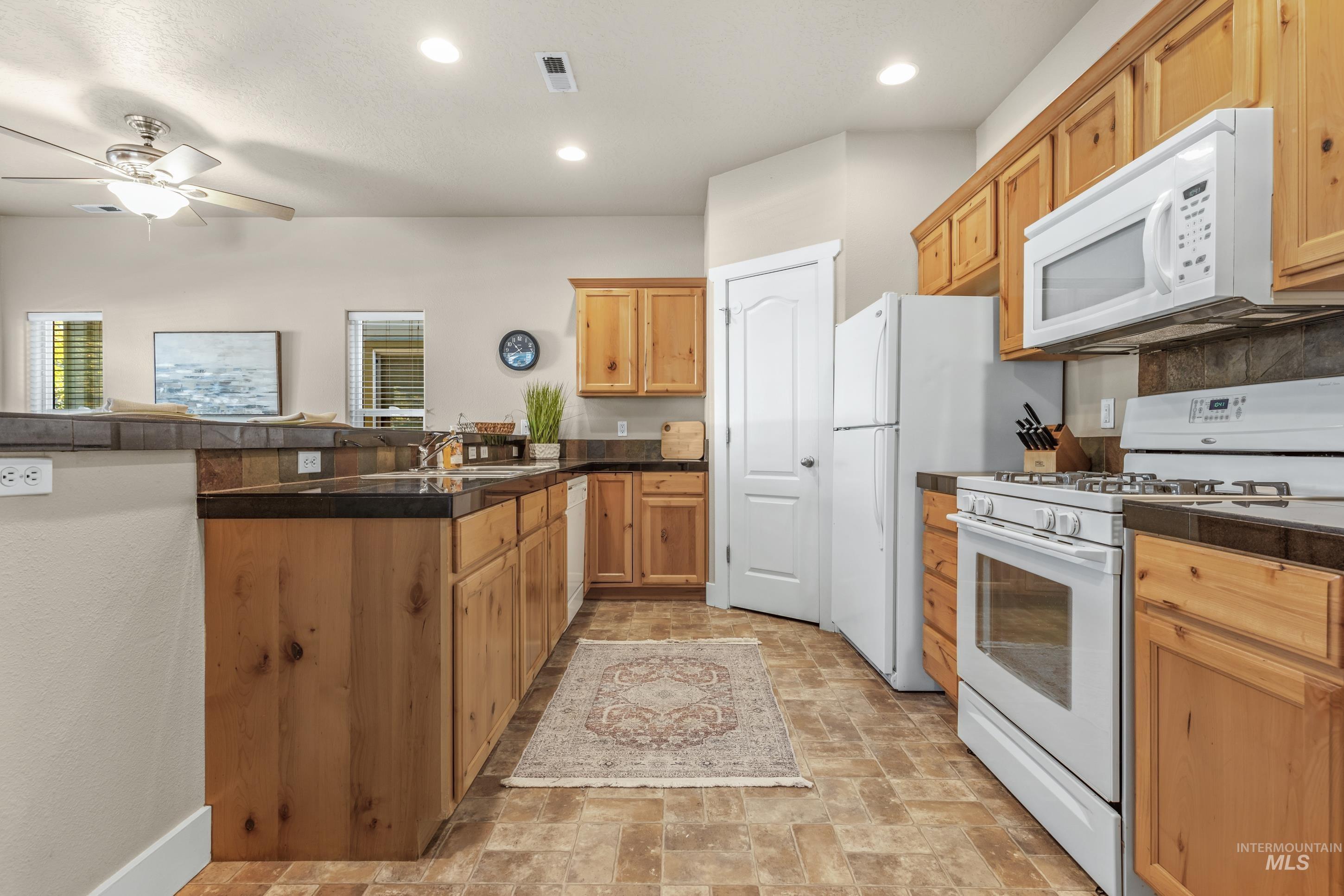 1012 N 28Th St, Boise, Idaho 83702, 3 Bedrooms, 2 Bathrooms, Residential For Sale, Price $549,900,MLS 99003146