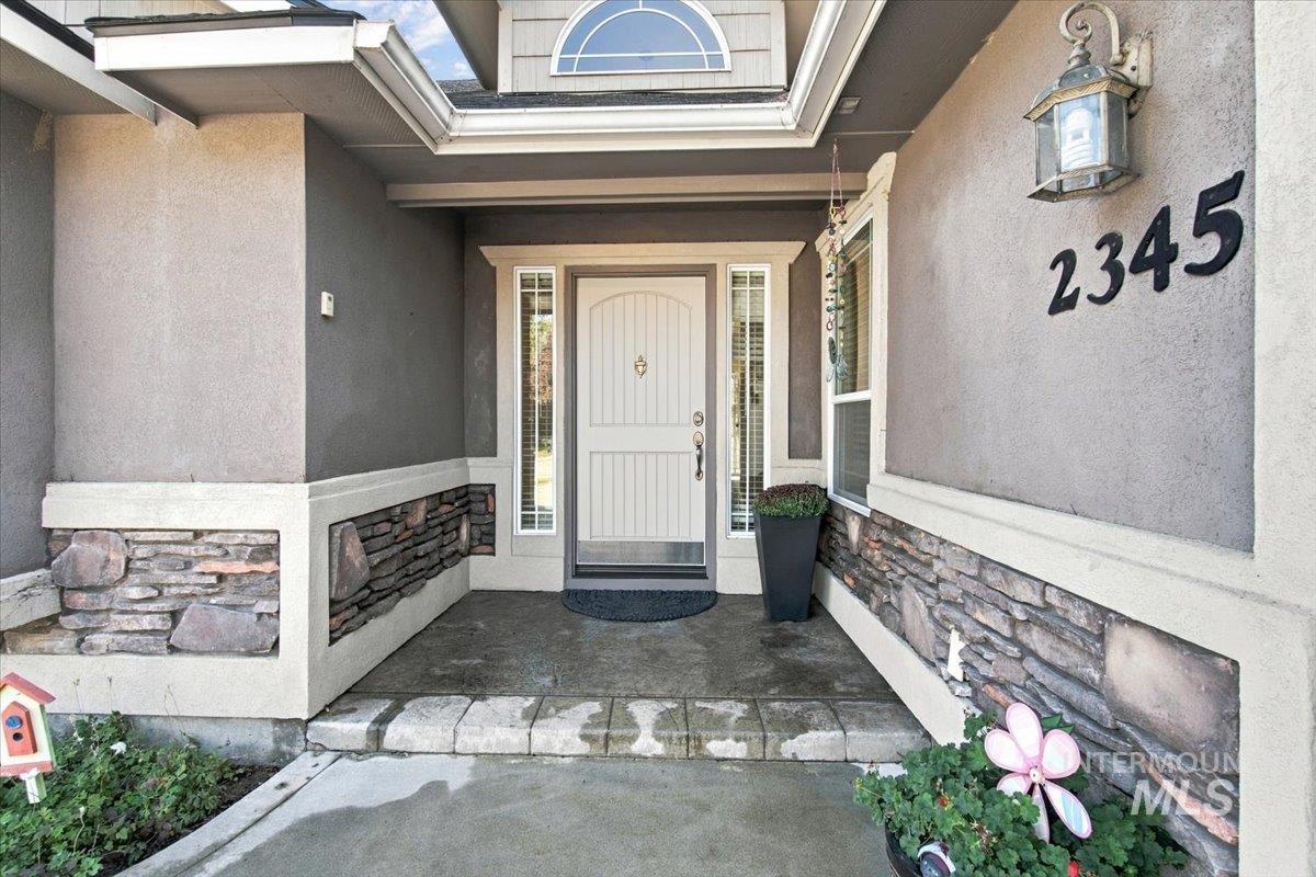 2345 E Bowman St., Meridian, Idaho 83646, 4 Bedrooms, 2 Bathrooms, Residential For Sale, Price $480,000,MLS 99003148