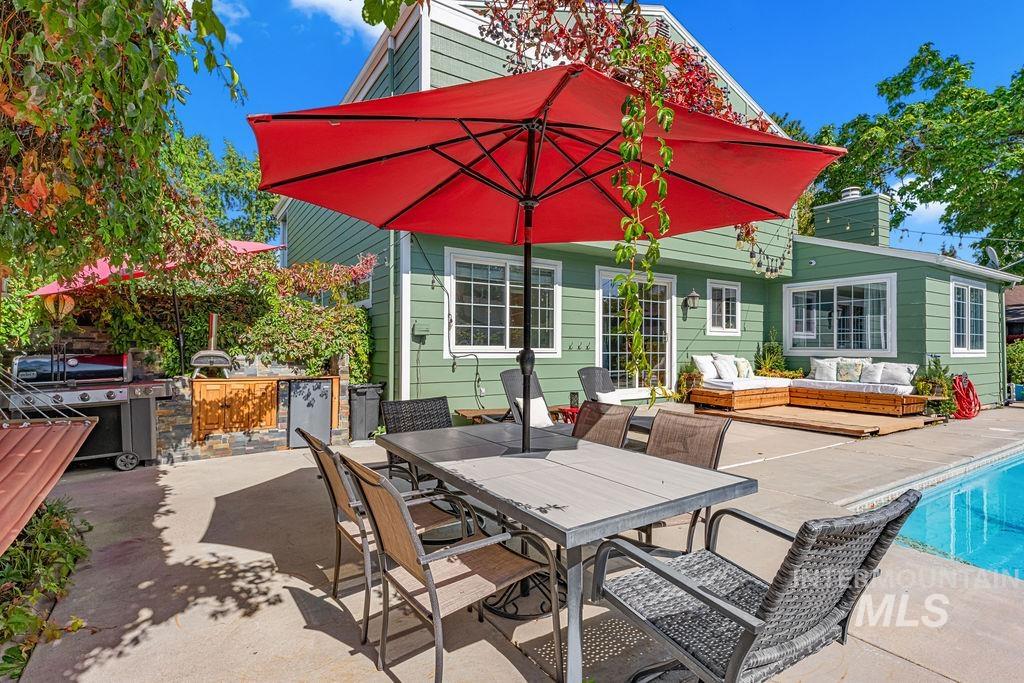 10501 W Dason Drive, Boise, Idaho 83704, 3 Bedrooms, 3.5 Bathrooms, Residential For Sale, Price $649,000,MLS 99003149