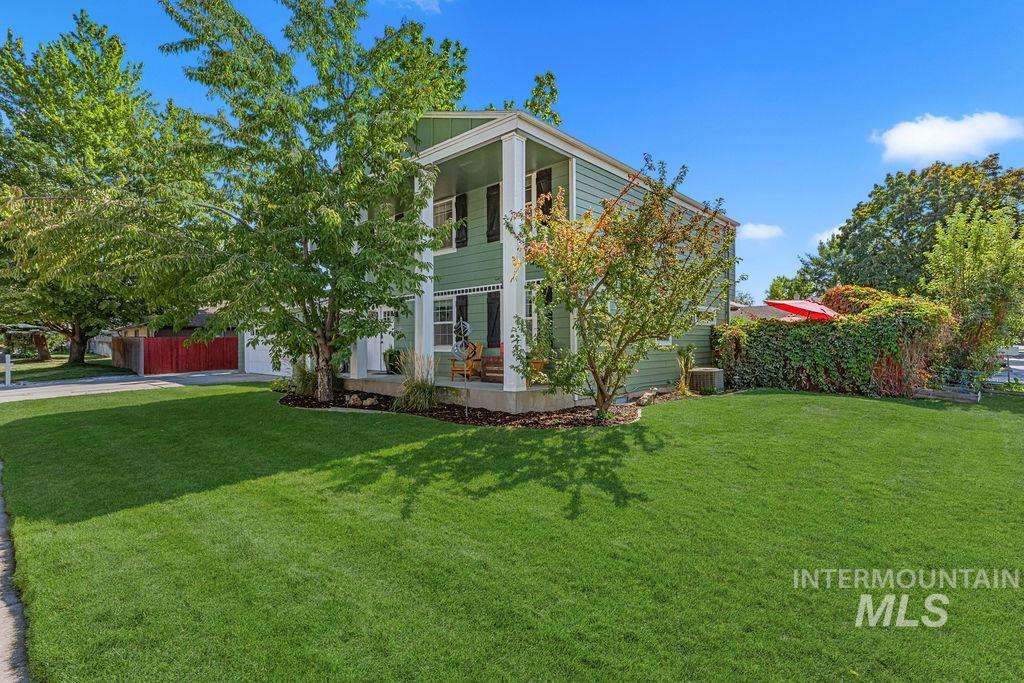 10501 W Dason Drive, Boise, Idaho 83704, 3 Bedrooms, 3.5 Bathrooms, Residential For Sale, Price $649,000,MLS 99003149