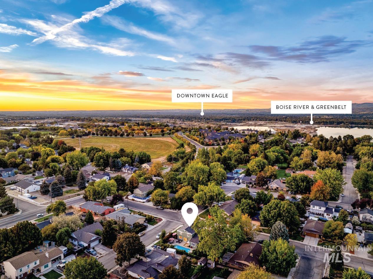 10501 W Dason Drive, Boise, Idaho 83704, 3 Bedrooms, 3.5 Bathrooms, Residential For Sale, Price $649,000,MLS 99003149