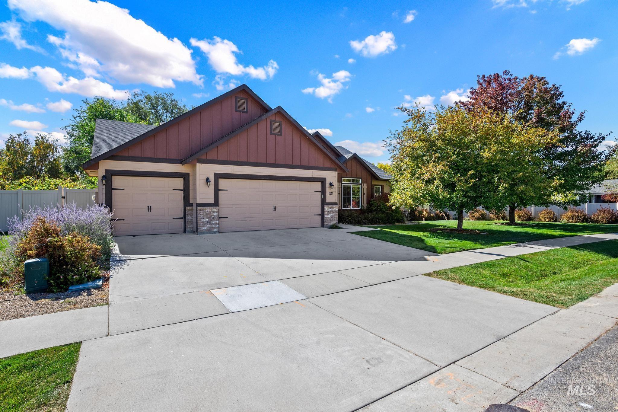 1181 W Darrah Dr, Meridian, Idaho 83646, 4 Bedrooms, 2 Bathrooms, Residential For Sale, Price $529,000,MLS 99003150