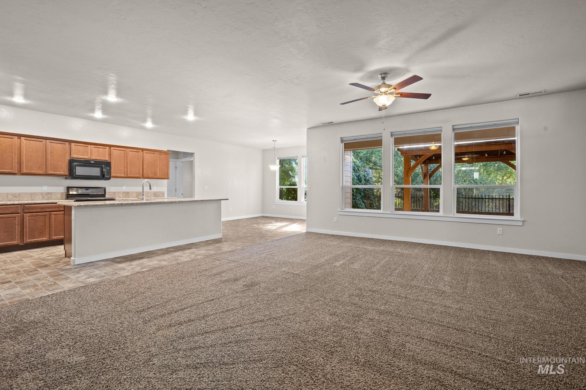 1181 W Darrah Dr, Meridian, Idaho 83646, 4 Bedrooms, 2 Bathrooms, Residential For Sale, Price $529,000,MLS 99003150