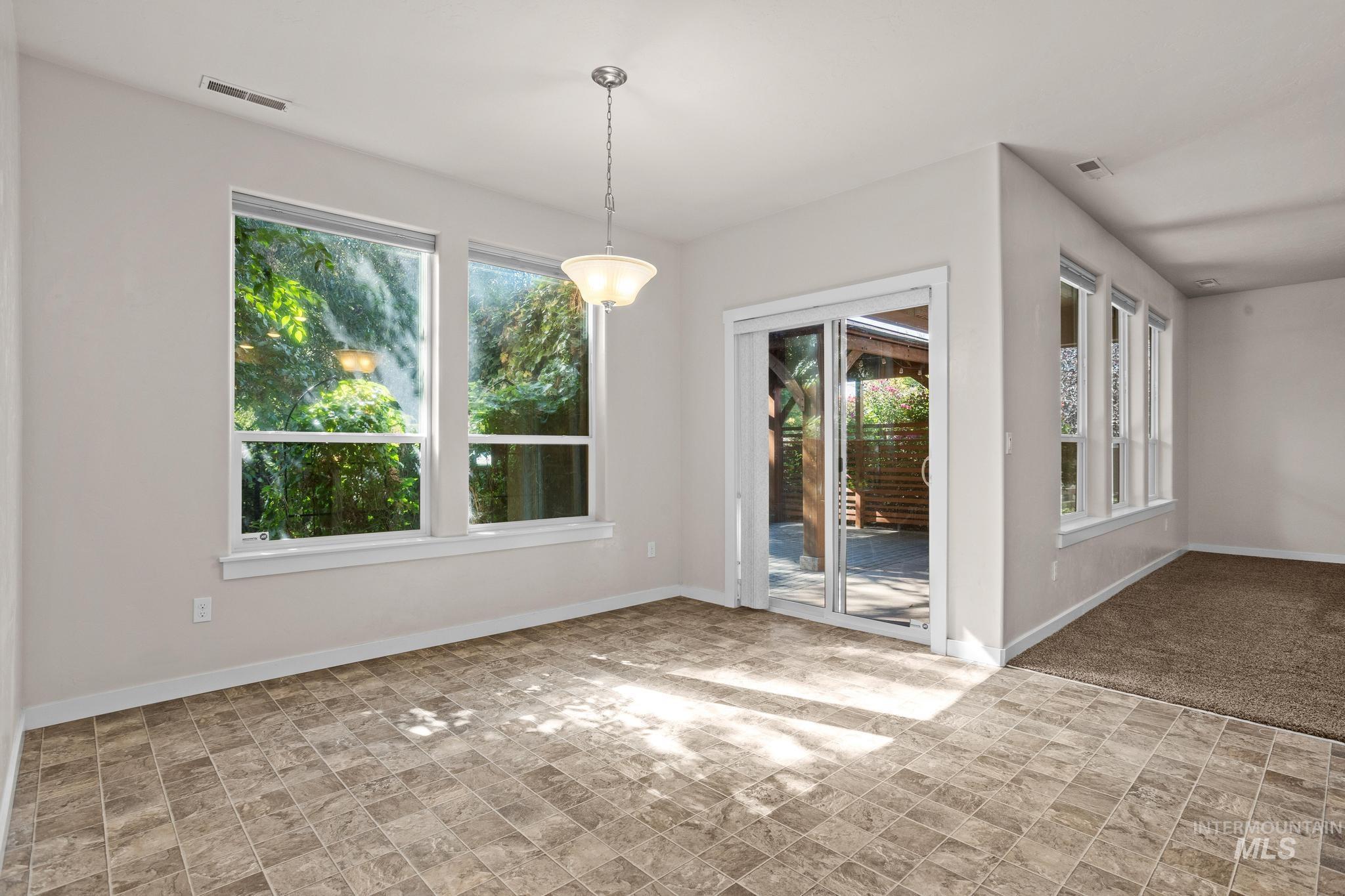 1181 W Darrah Dr, Meridian, Idaho 83646, 4 Bedrooms, 2 Bathrooms, Residential For Sale, Price $529,000,MLS 99003150